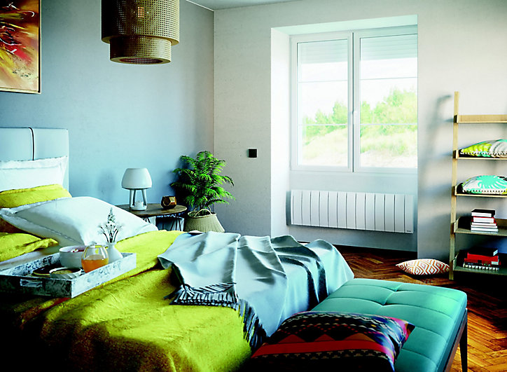 Radiateur électrique connecté à inertie fluide Sauter Ipala 1400W Plinthe