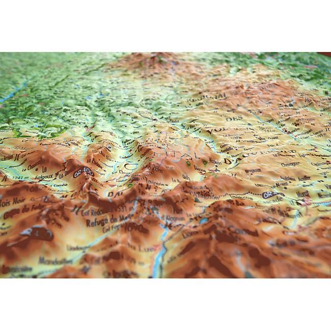 3D MAP - RELIEF PNR VOLCANS AUVERGNE 61X41
