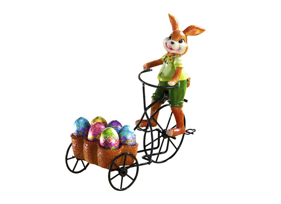 Verschiedene Osterhasen mit Vollmilchschokolade