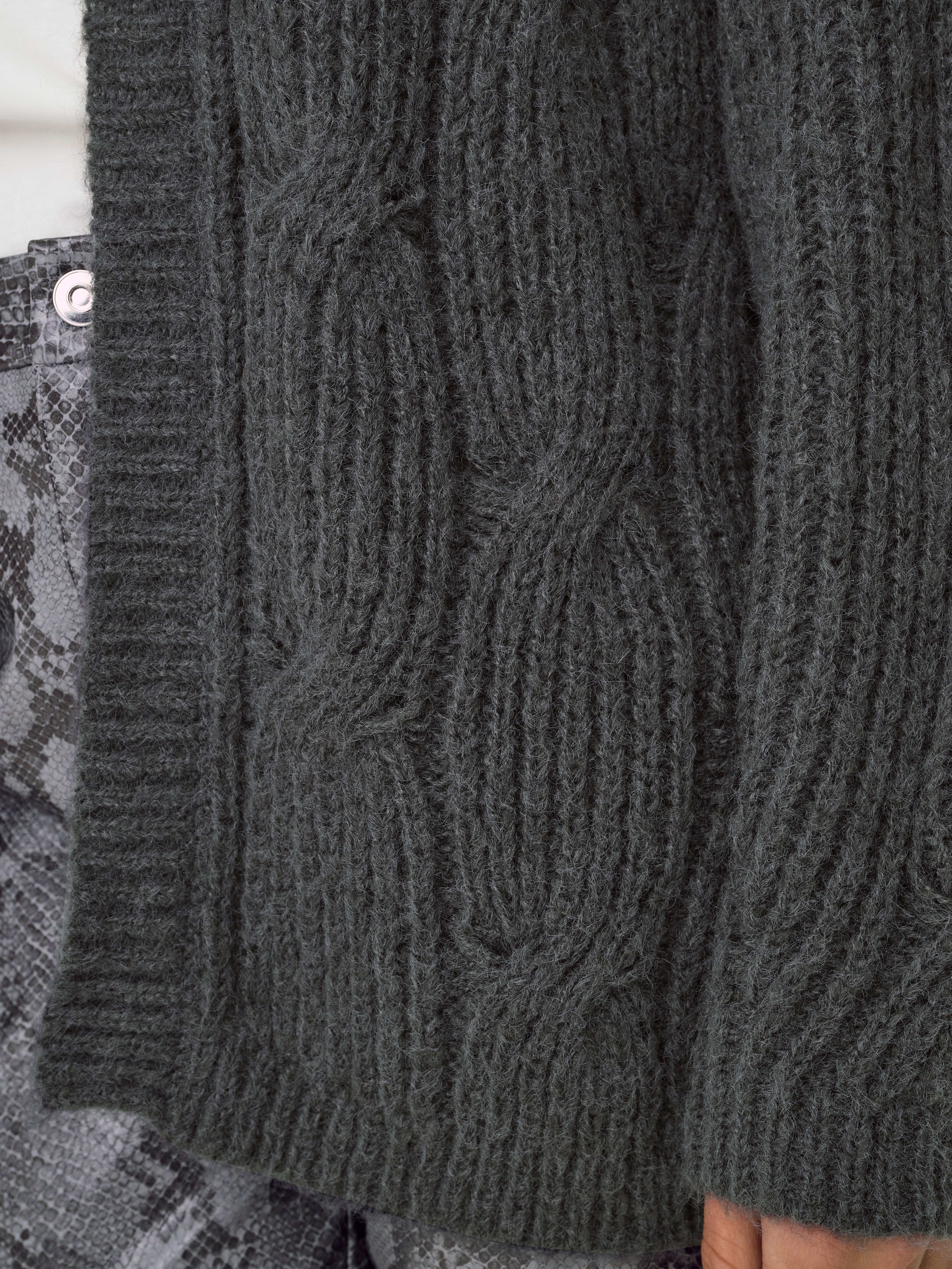 ONLLELA Strickjacke Magnet
