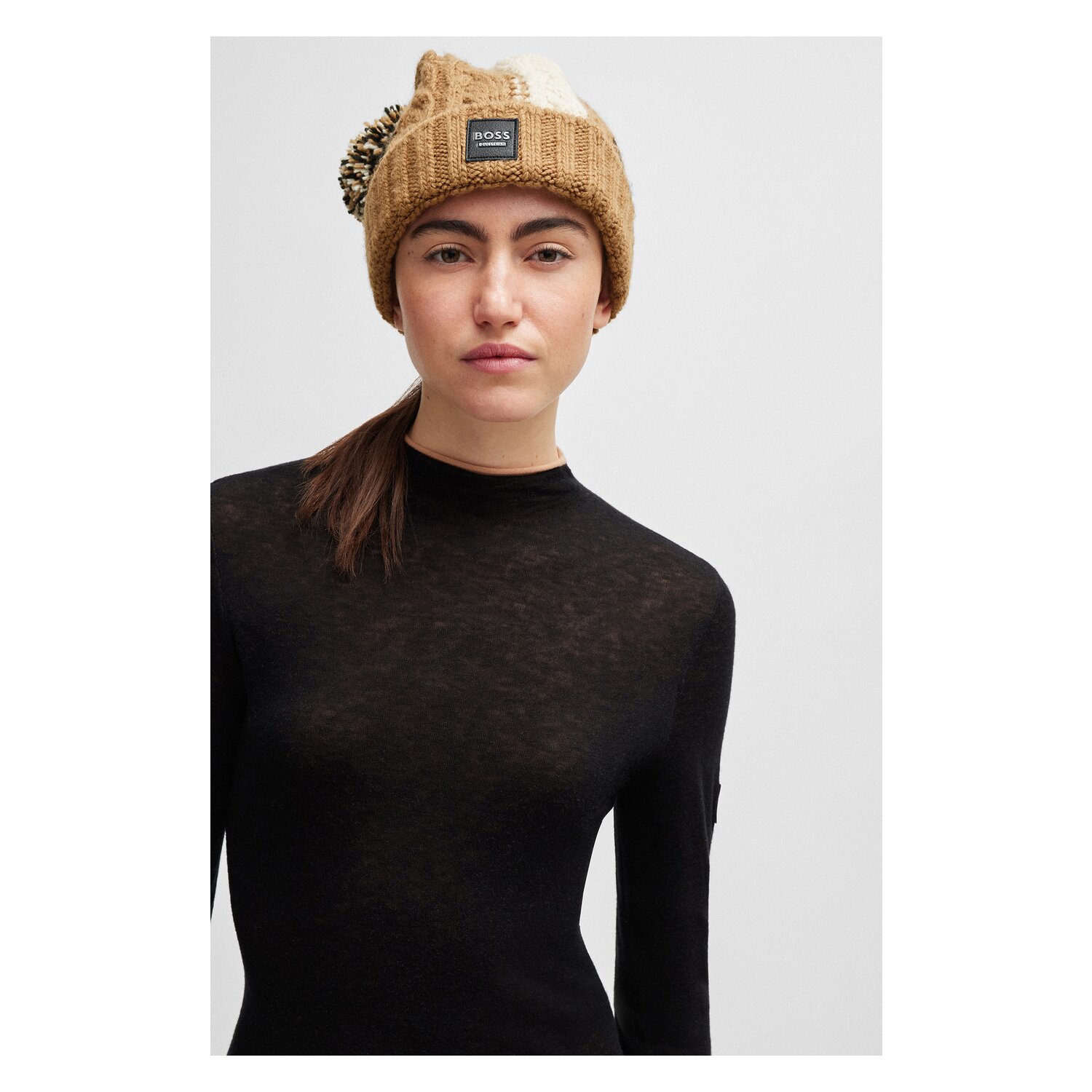 BOSS EQUESTRIAN Beanie Bobble  - camel - one size