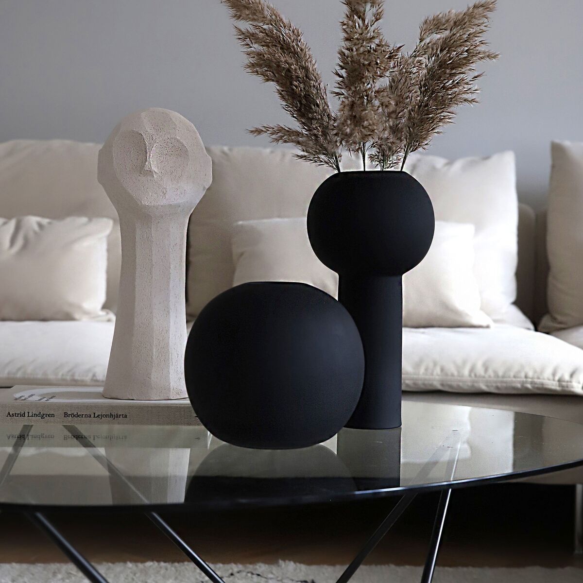 Ball vase, 20 cm, black
