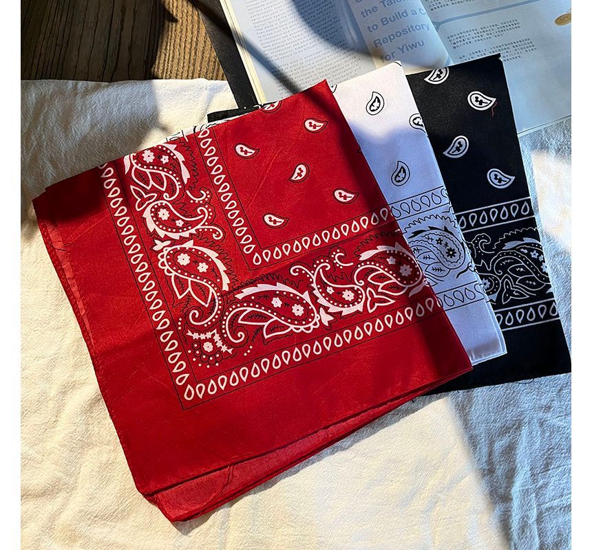 Cap Station - Paisley Print Bandana