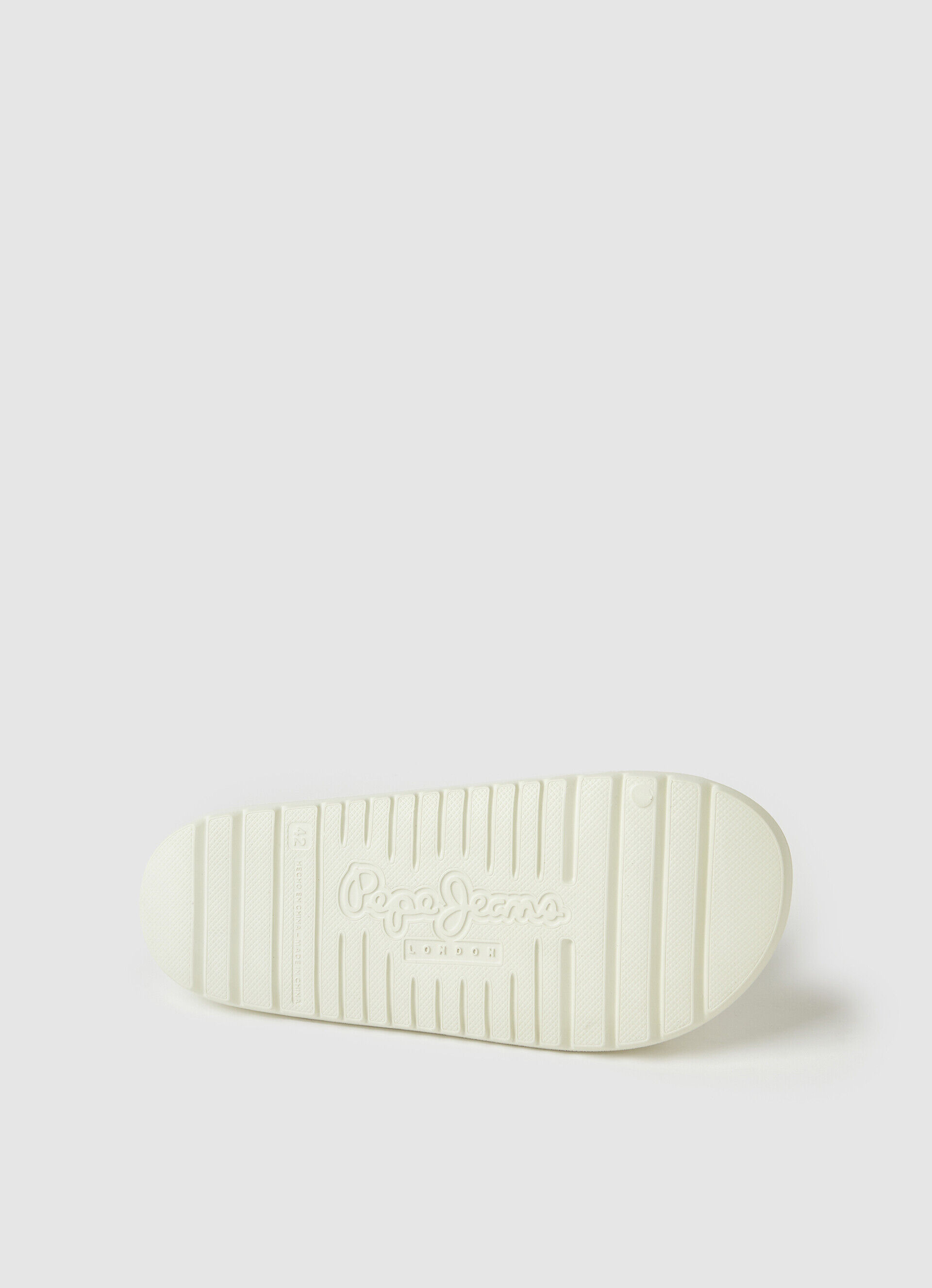 Chinelo de praia estilo slide - branco de fábrica