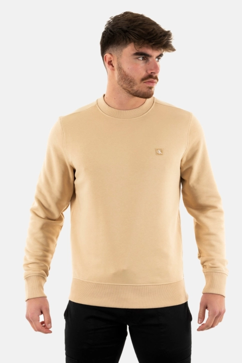 sweat calvin klein jeans embro badge aat warm sand