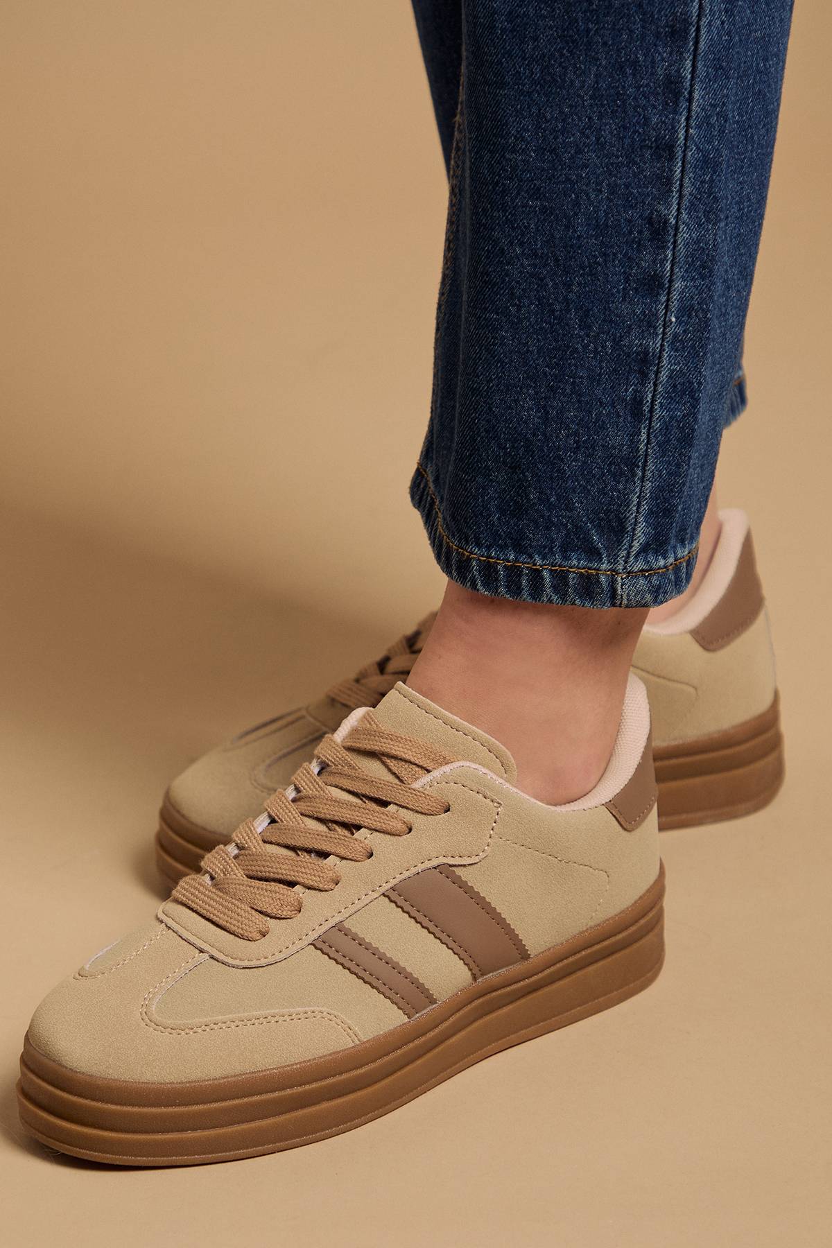Oasis Baskets Plateforme à Lacets Isla en Synthétique