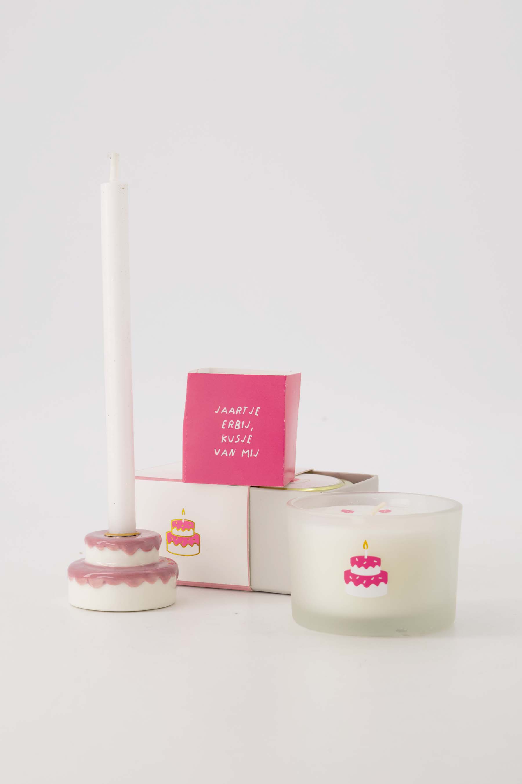 geurkaars tinnen in schuifdoosje gefeliciteerd taart wit/roze