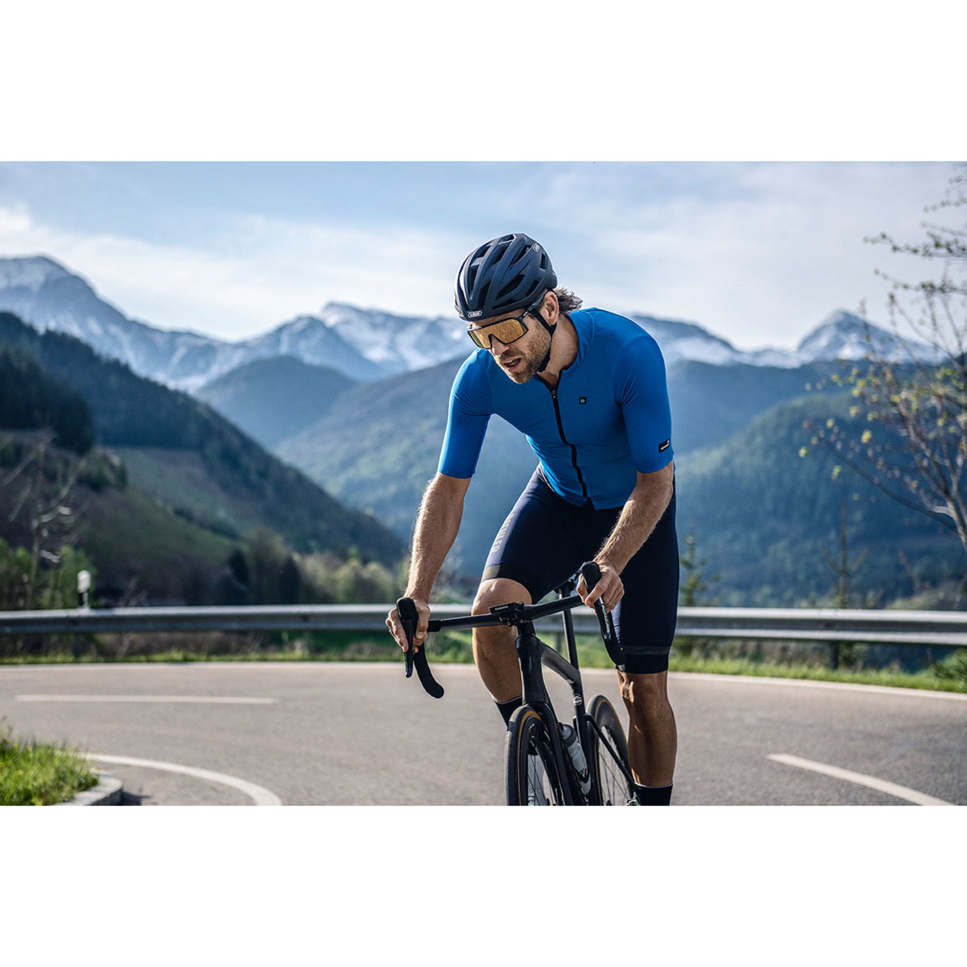 Abus StormChaser Race Fietshelm Donkerblauw
