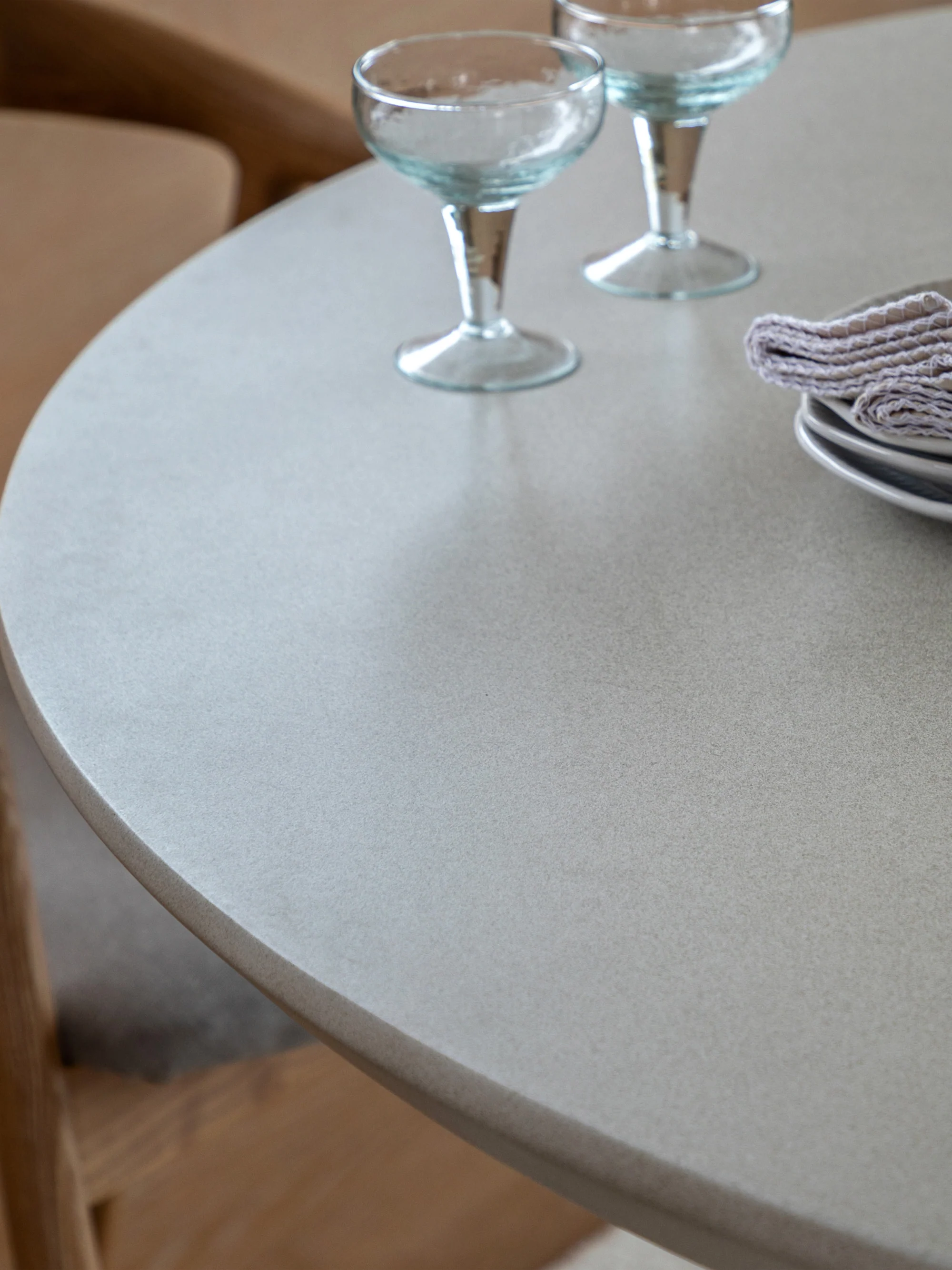 Ronde eettafel Pedra, Ø 152 cm