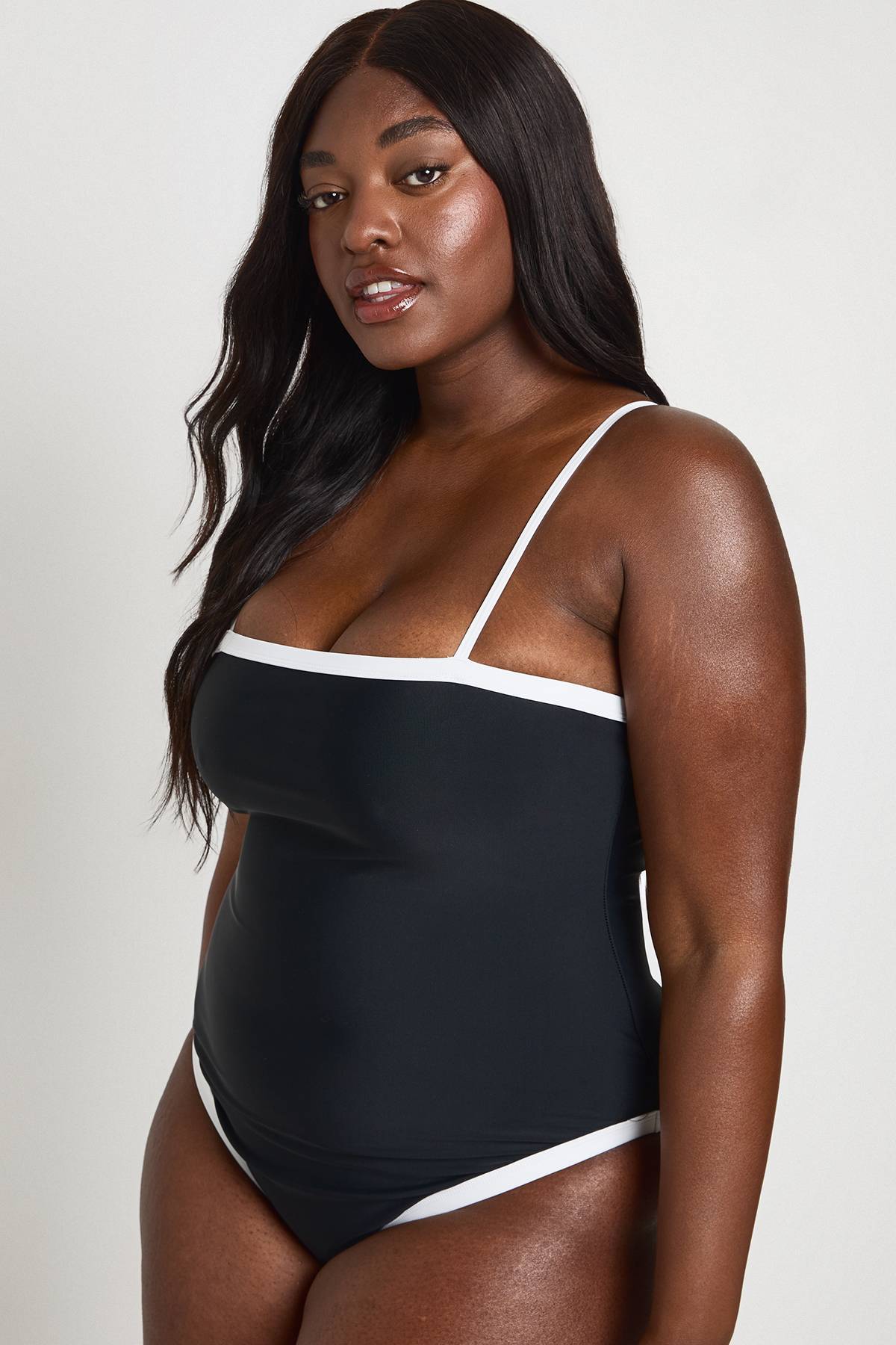 boohoo Maillot De Bain À Encolure Carrée Avec Effet Ventre Plat Et Détails Contrastés