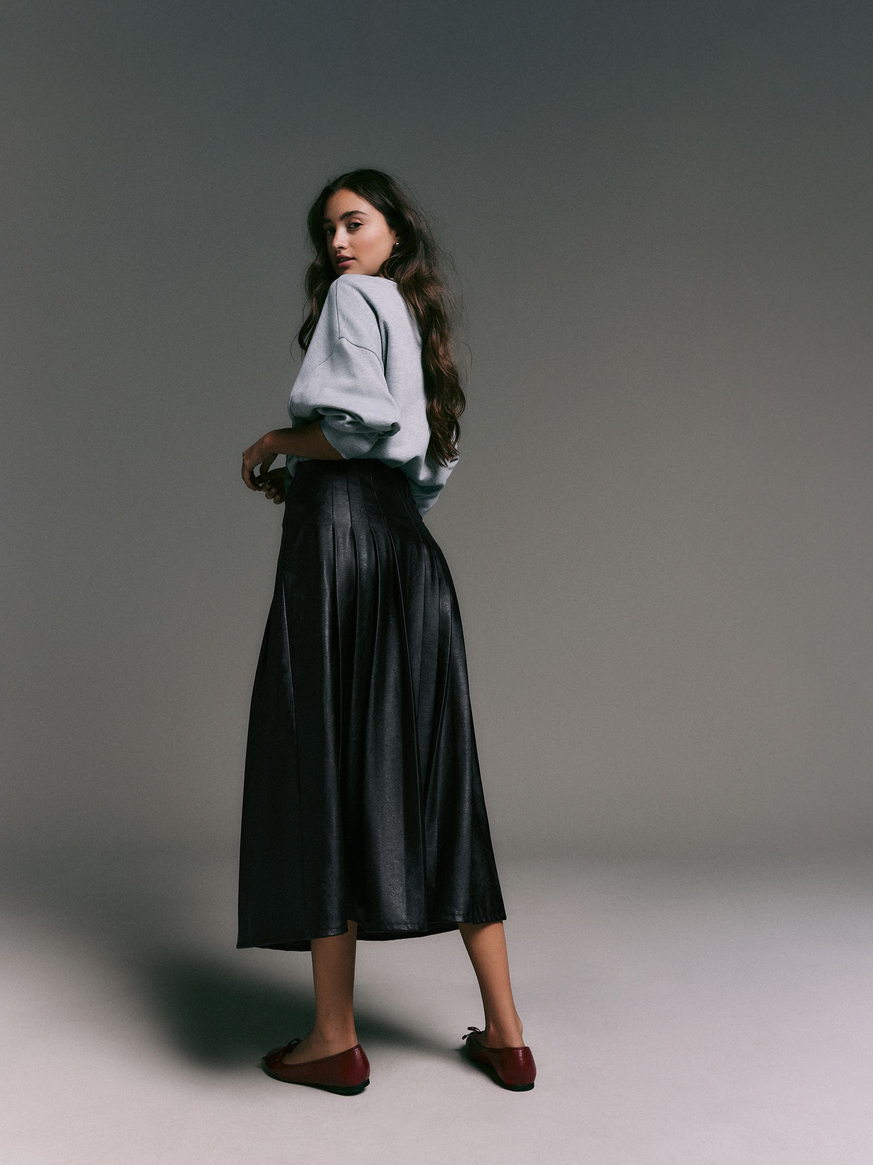 Zwart - Faux Leather Midi Kilt Skirt