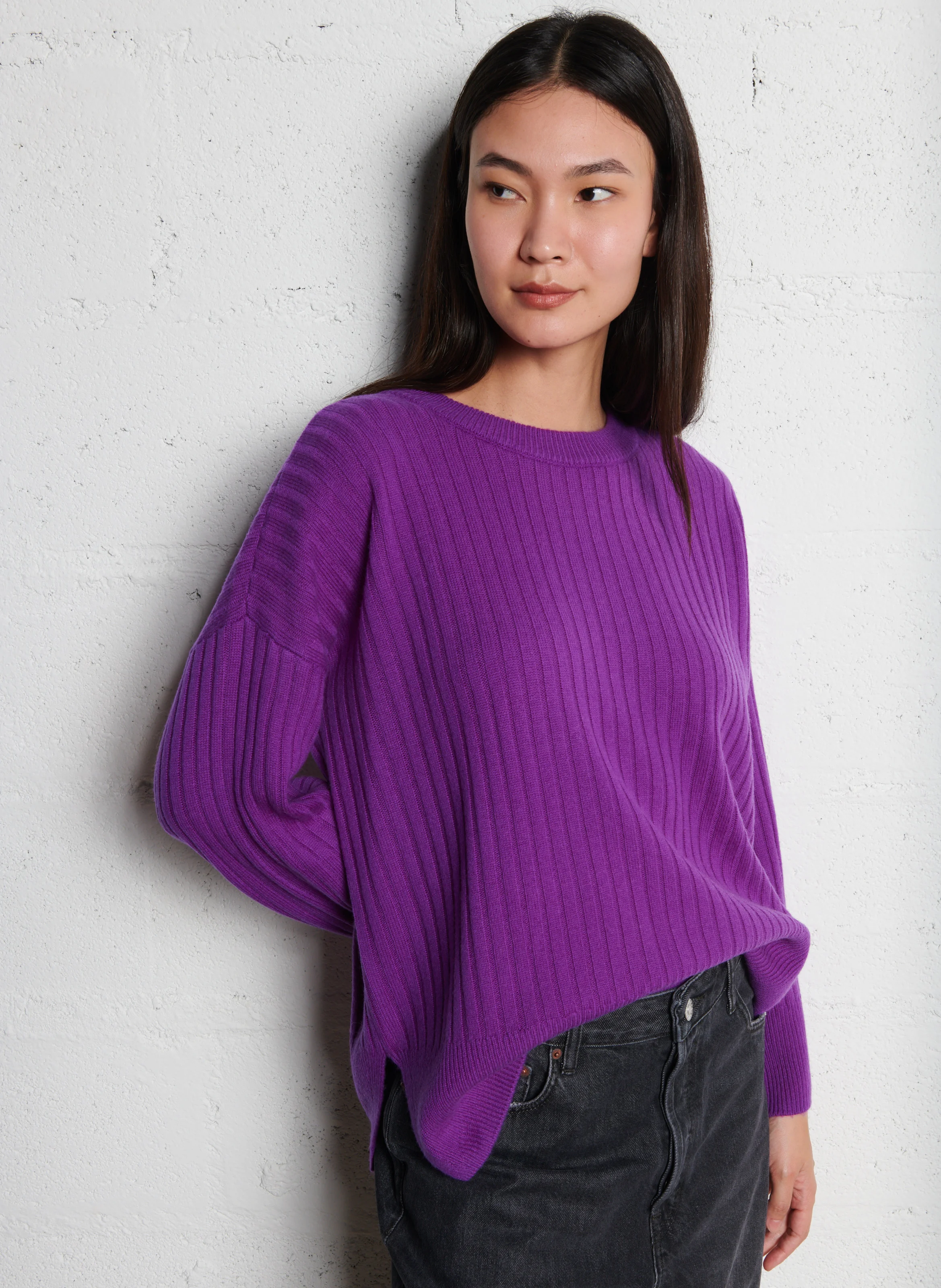ARISTOU - Pull col rond droit en laine | Violet