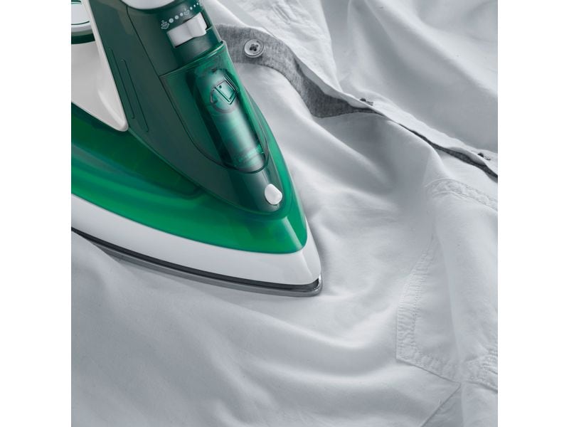 Severin Dampfbügeleisen BA 3261 Grün/Weiss Dampf- und Trockenbügeleisen