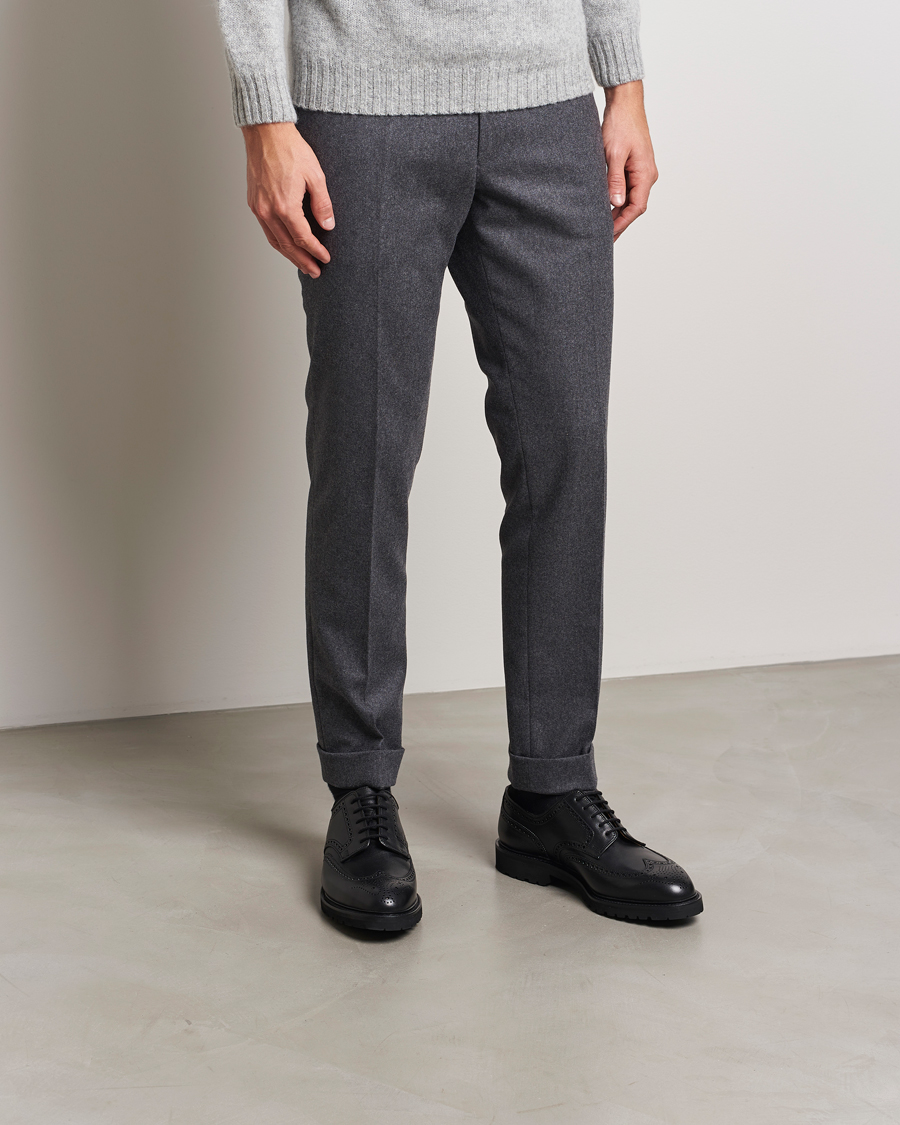 Crockett & Jones Pembroke Milled Grain Vibram Vi-Lite Black