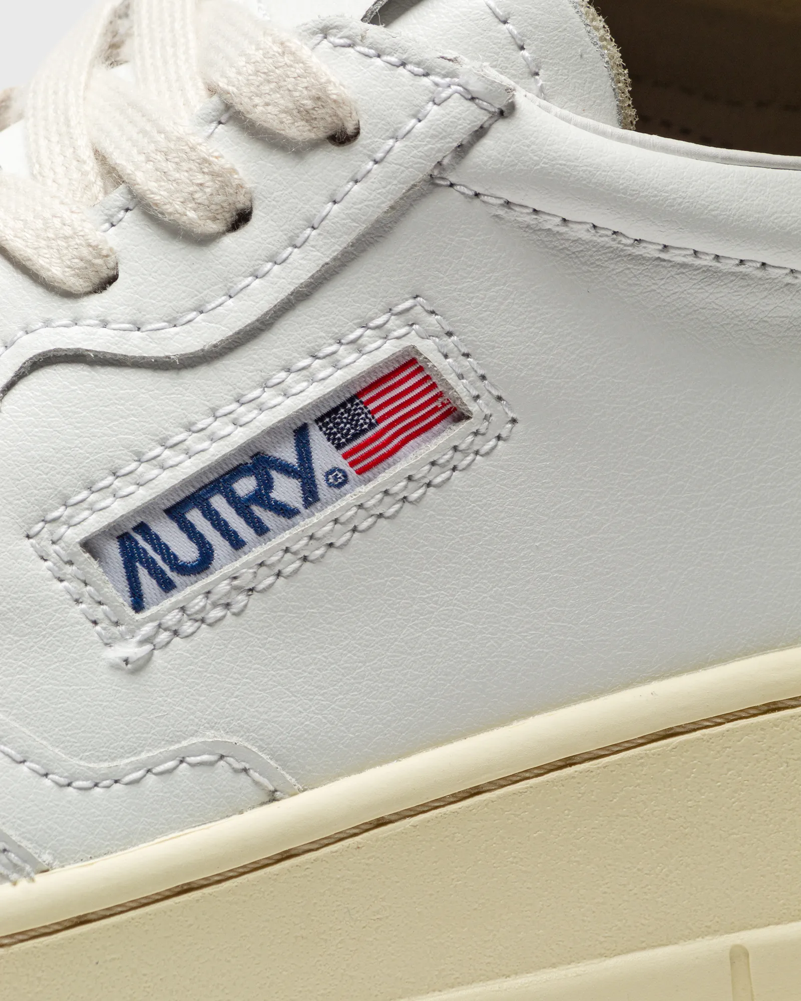 Autry Action Shoes WMNS Autry Low