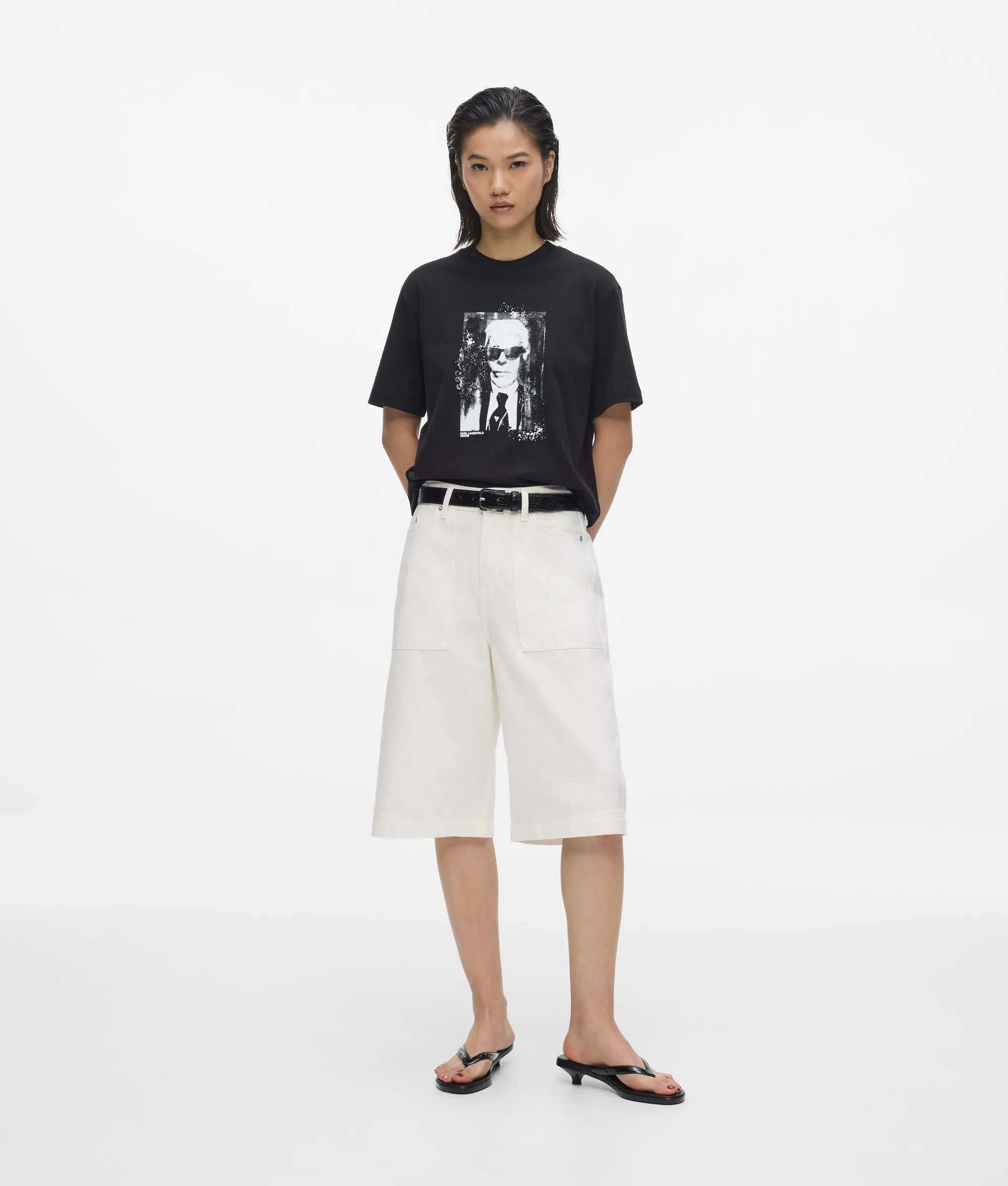 T-shirt met portret van Karl in normale pasvorm