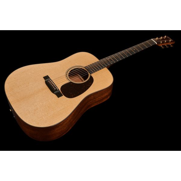 Martin Guitar D-18E Modern Deluxe