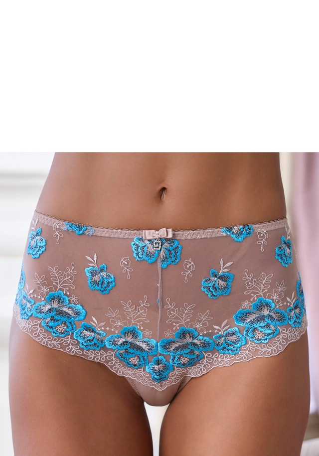 Nuance Panty , mit edler Stickereispitze in floraler Optik