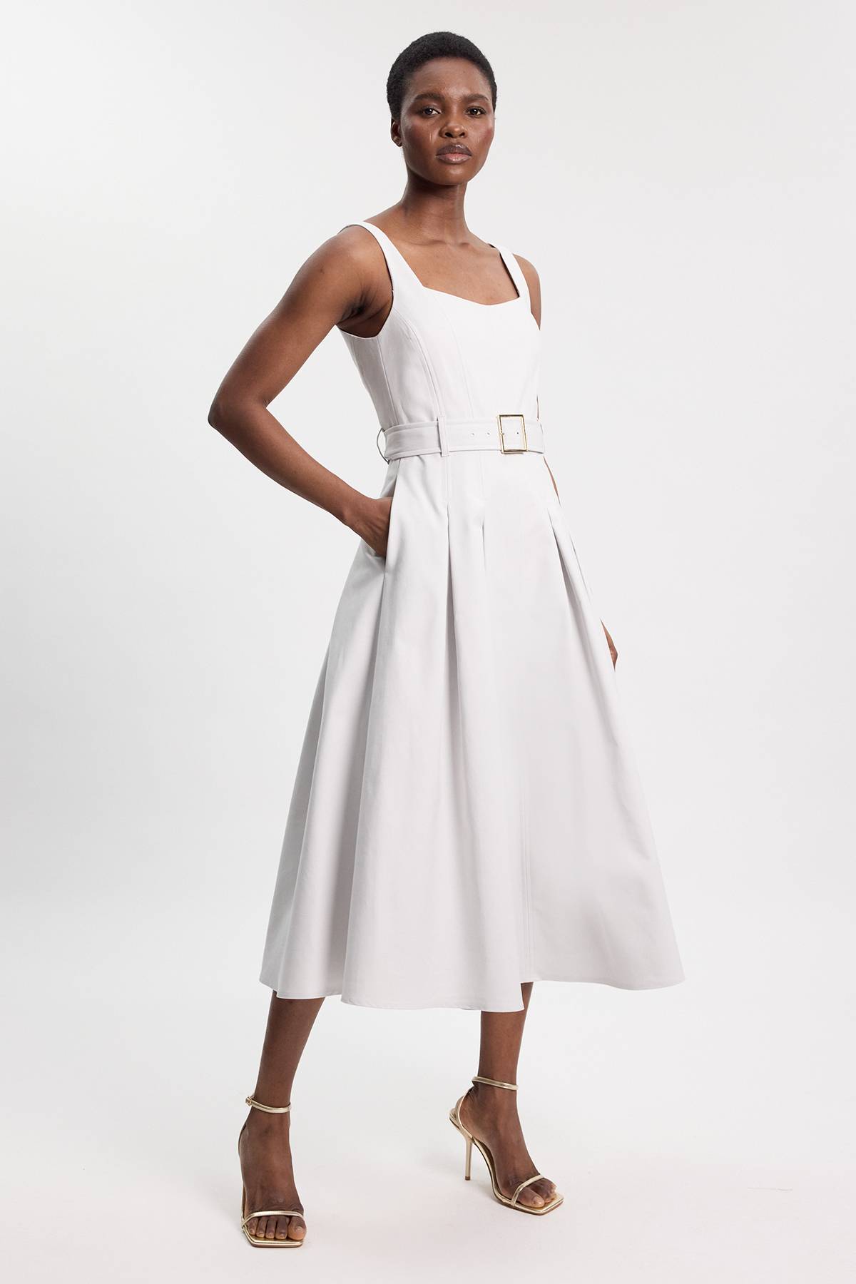 KarenMillen Robe Midi Cintrée En Coton Premium Avec Ceinture À Boucle