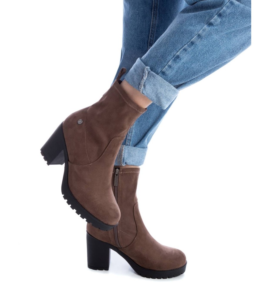 Botas de cano curto Refresh 171459 Marrom - Altura do salto: 8 cm -