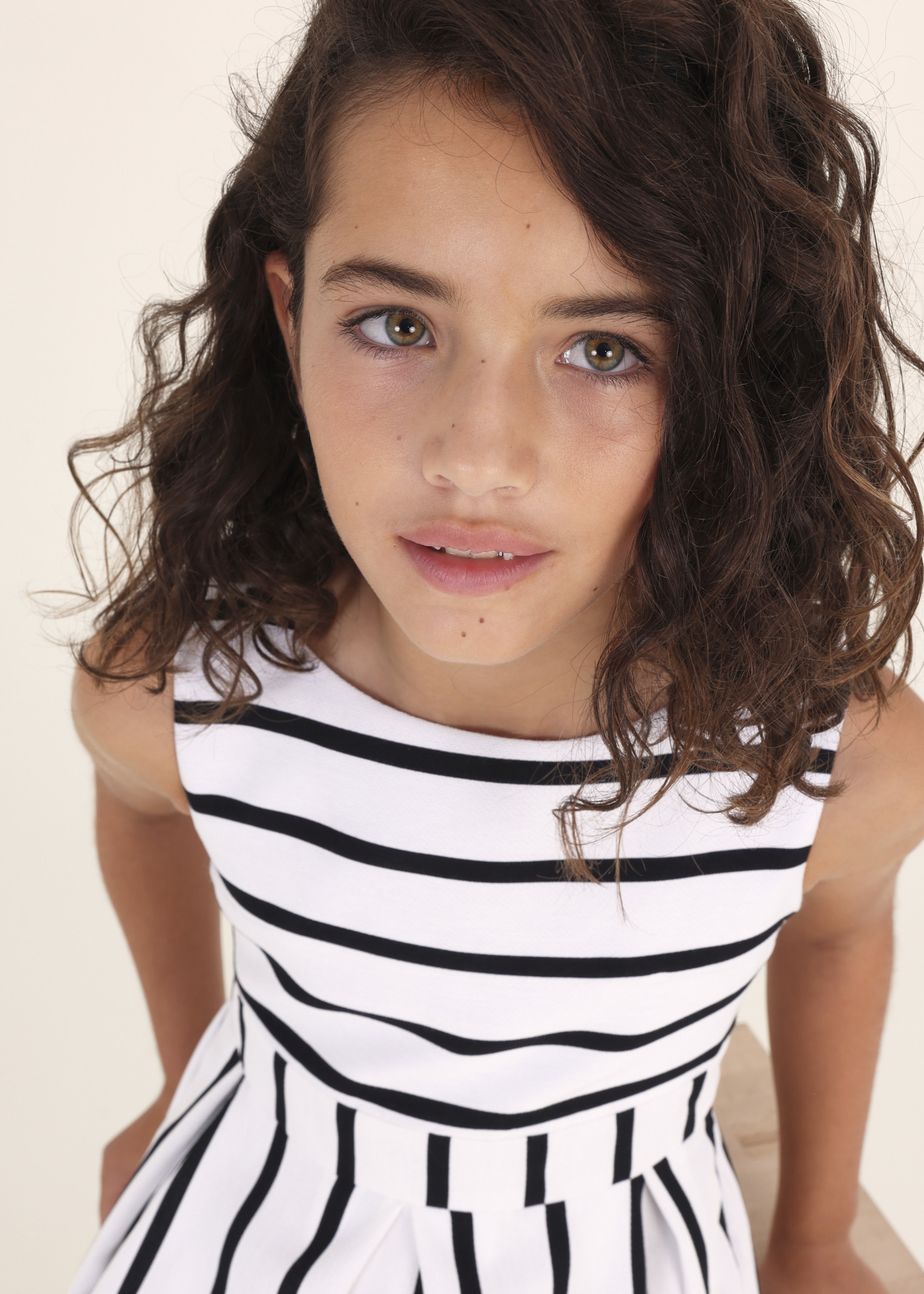 Vestido listrado para meninas