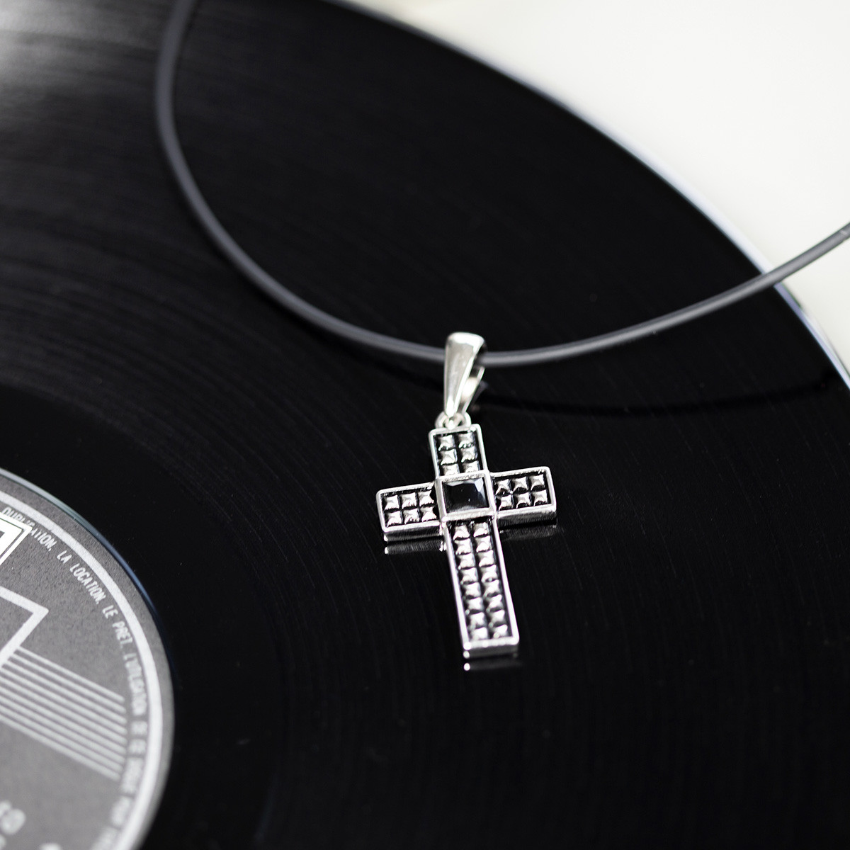 Pendentif argent 925 croix onyx
