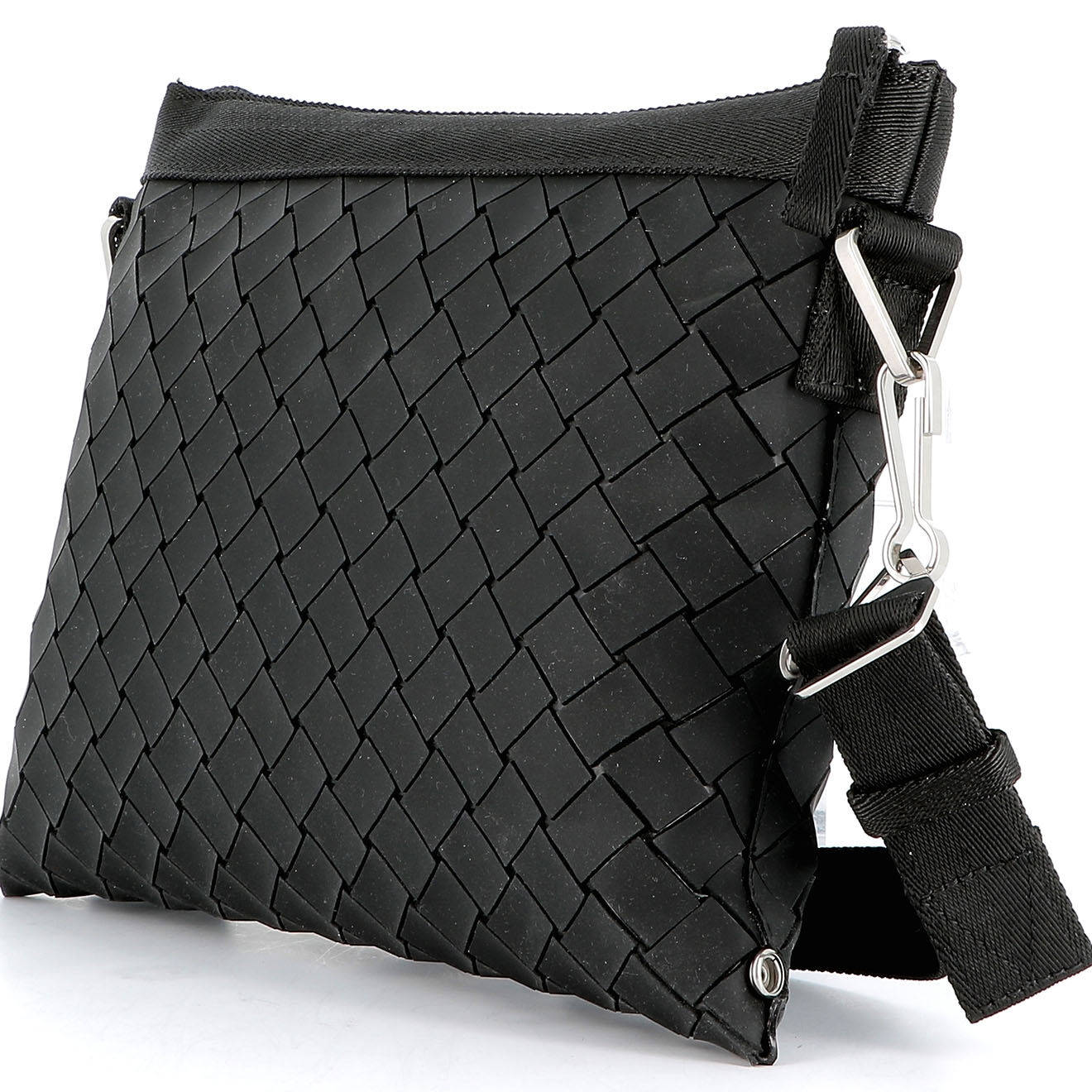 Bottega Veneta Sac bandoulière en Caoutchouc noir - Parfait état - 28.5x23x3 cm