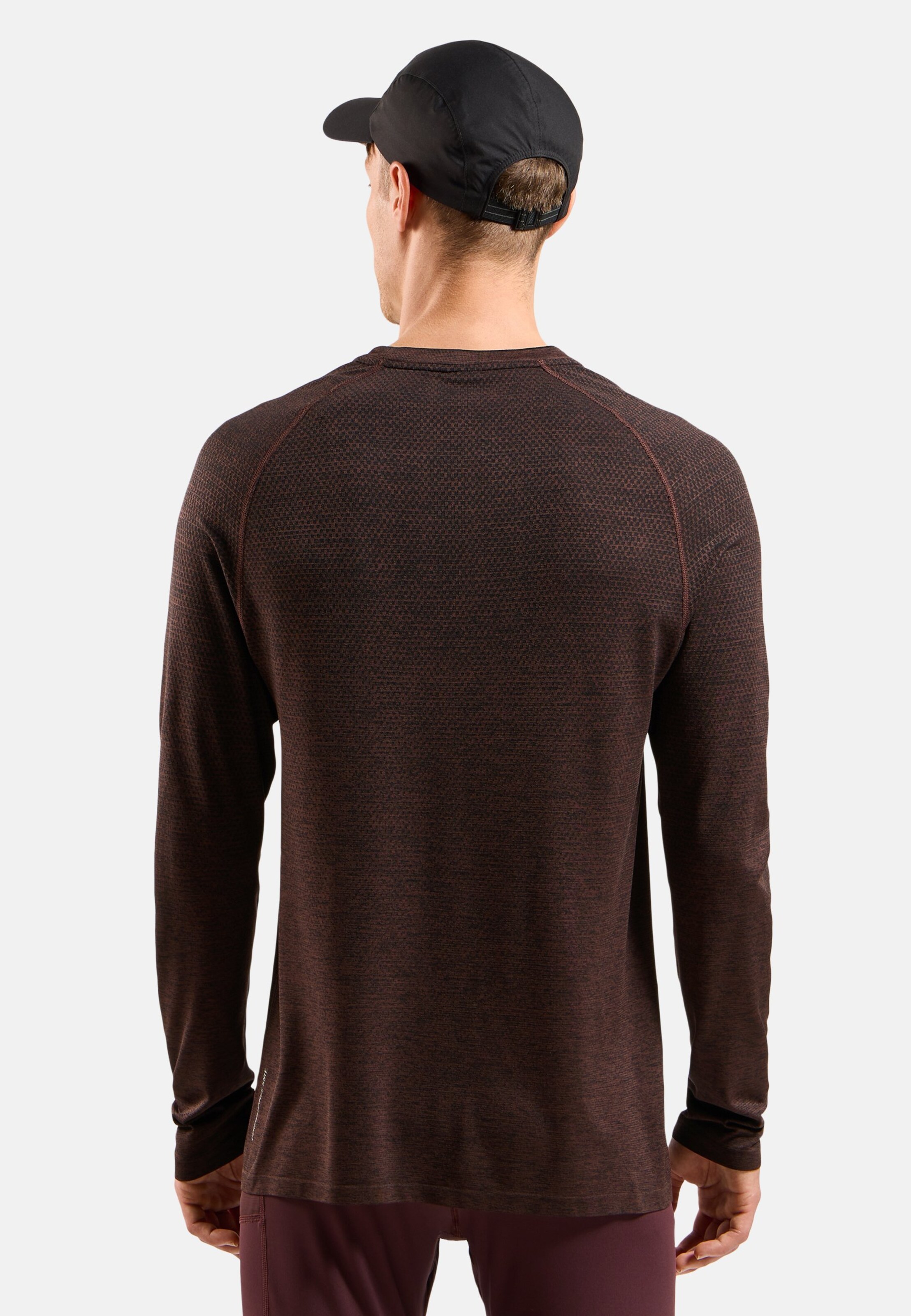 Essentials Seamless Langarm-Laufshirt in fudge melange