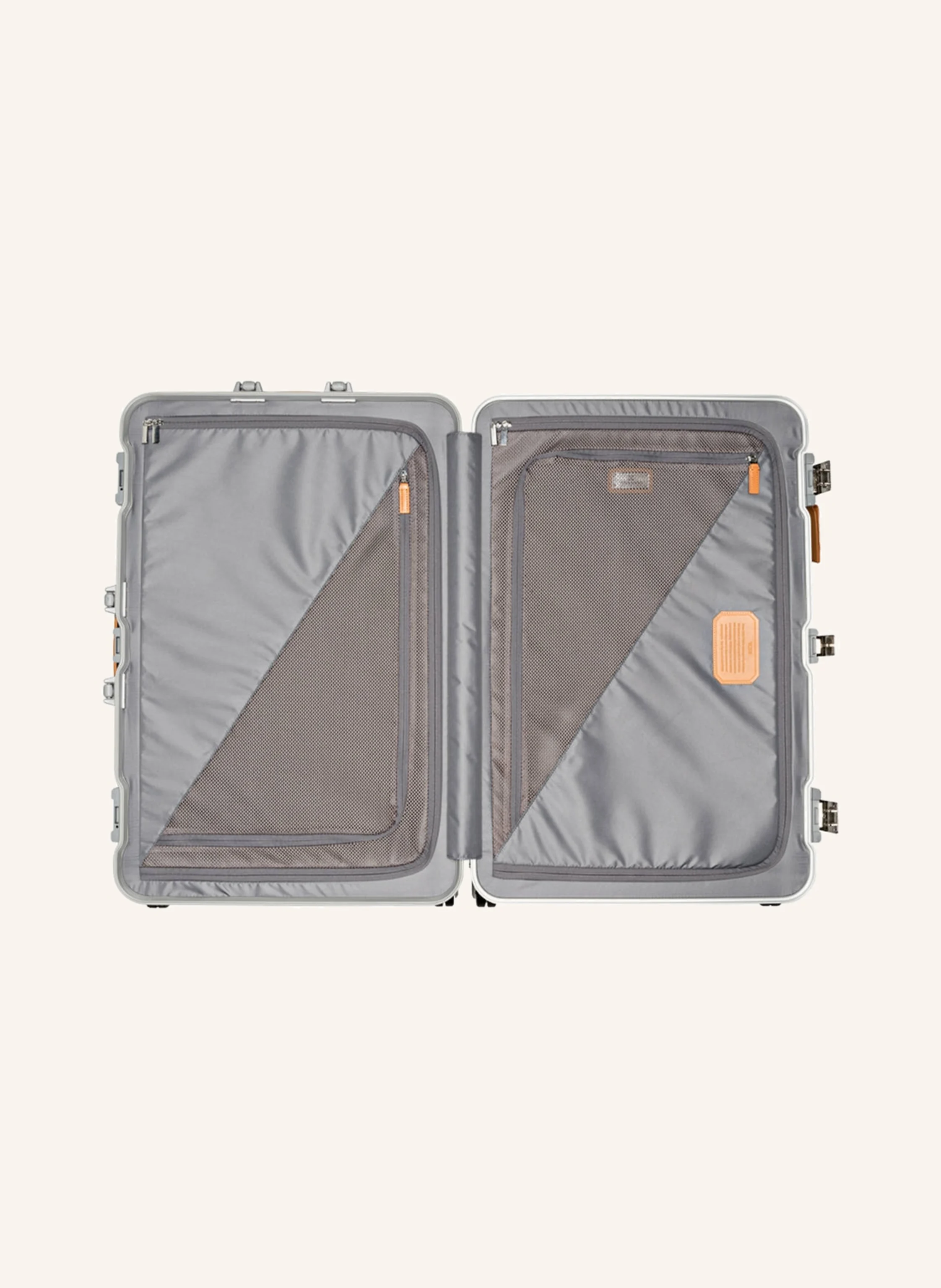 TUMI 19 DEGREE ALUMINIUM Trolley EXTENDED TRIP PACKING CASE