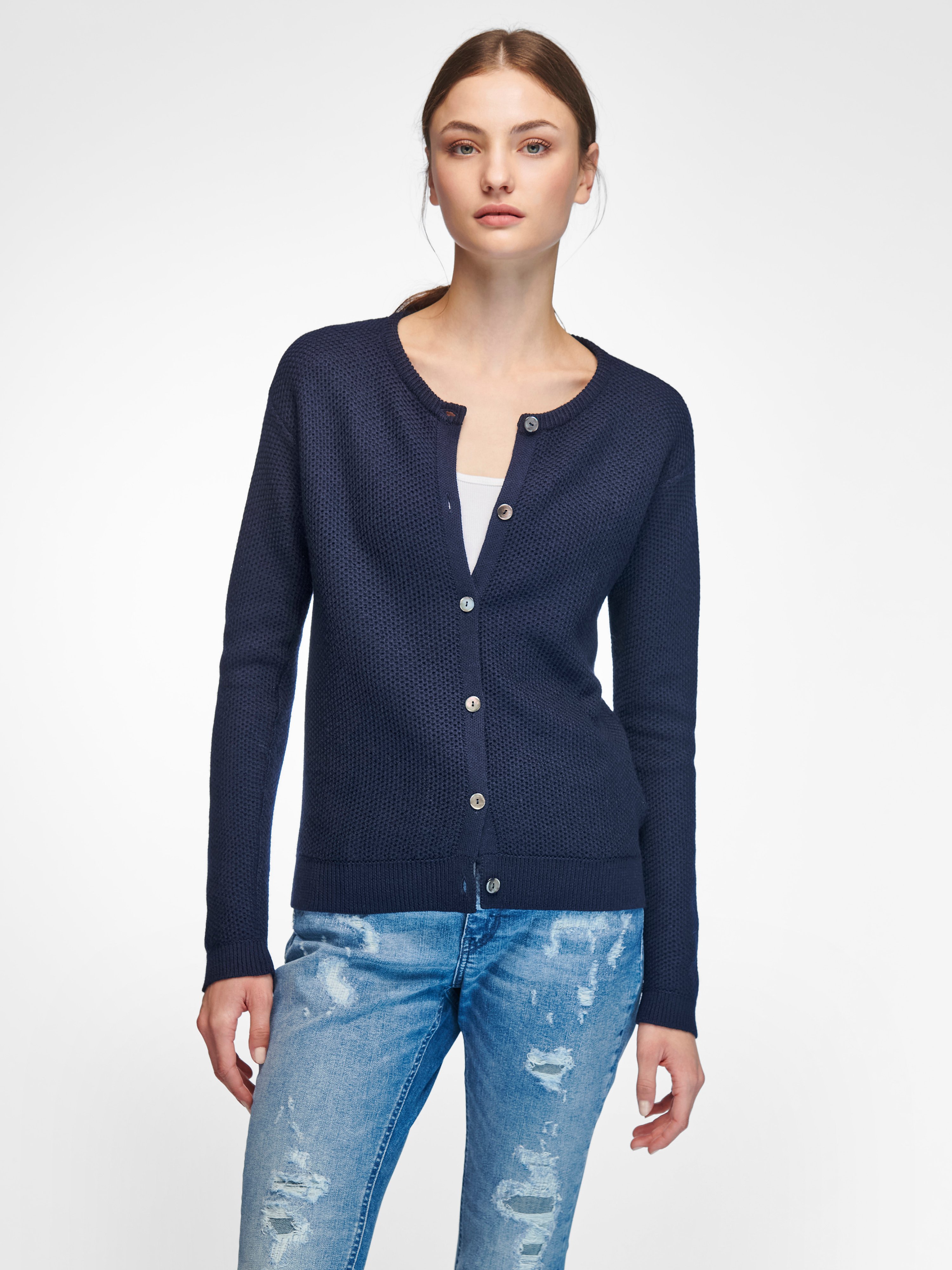 Strickjacke aus 100% Schurwolle
