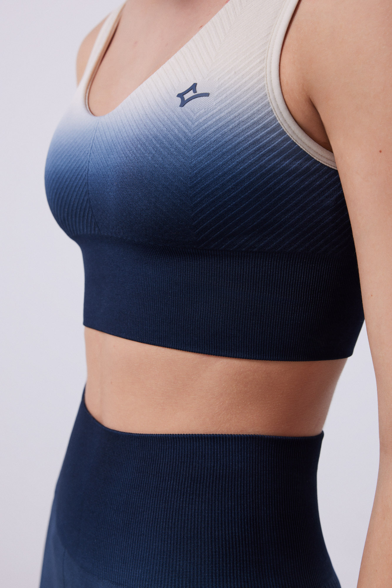Sutiã esportivo sem costura Comfort azul degradê