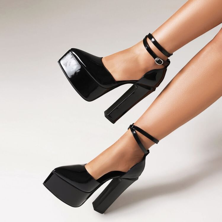 Freesia - Puntige neus, plateau enkelband D'Orsay blokhak pumps