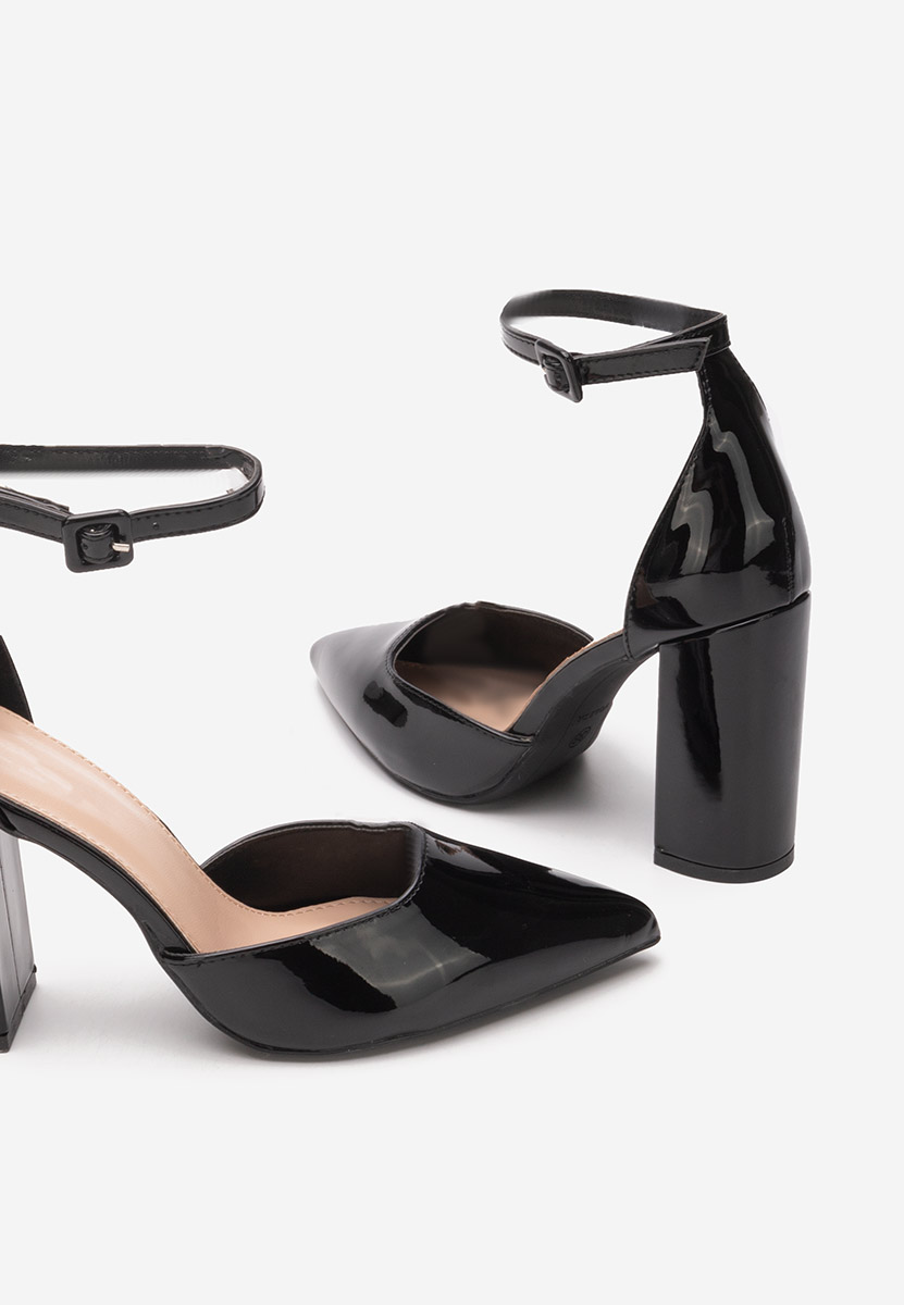 Chaussures à talon épais noirs Zada