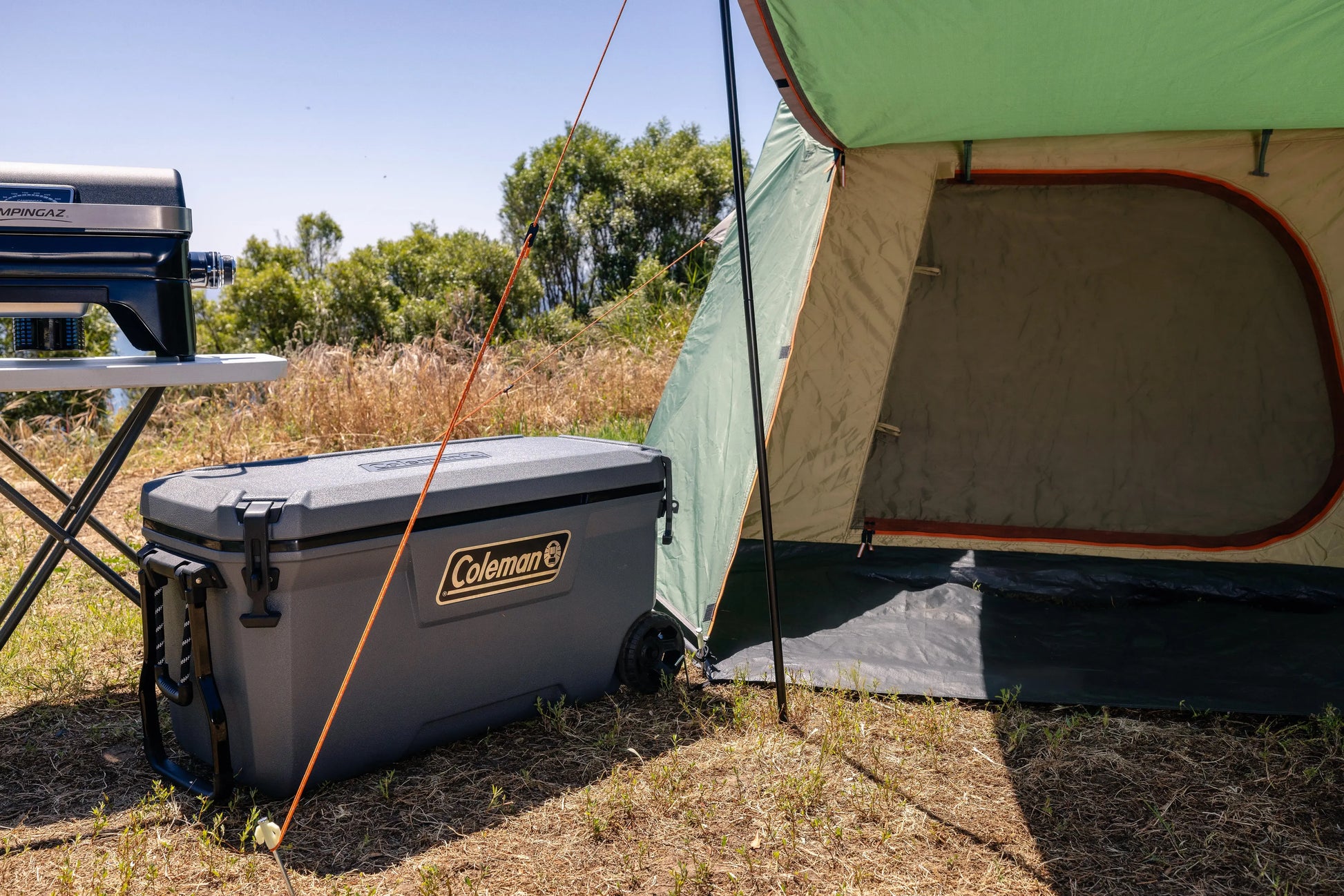 Coleman Convoy 100qt Wheeled Kühlbox mit Rollen