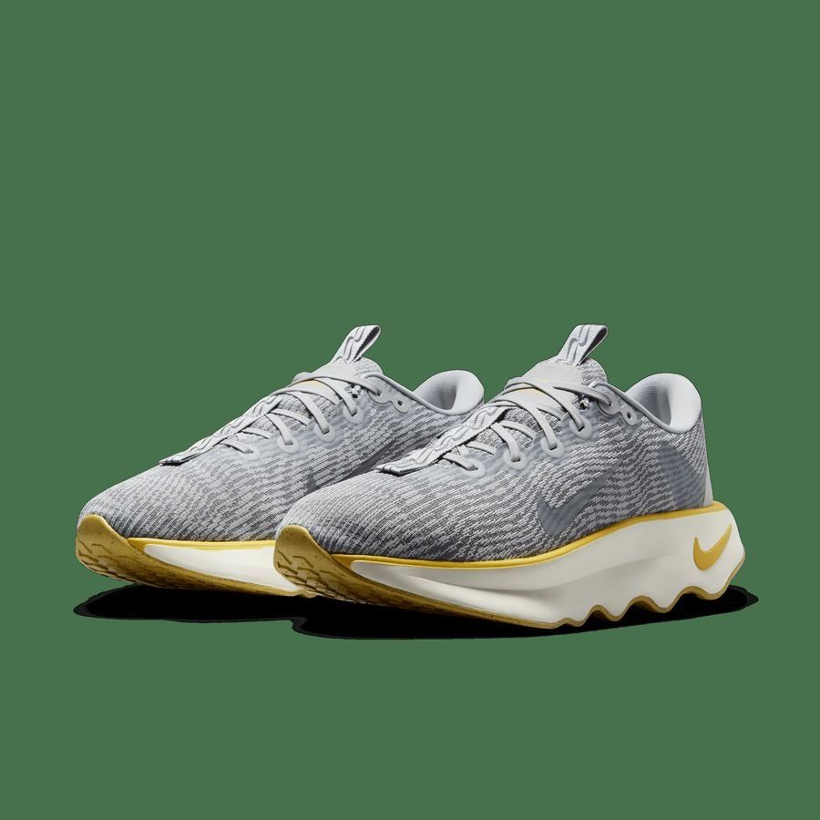 Nike Motiva