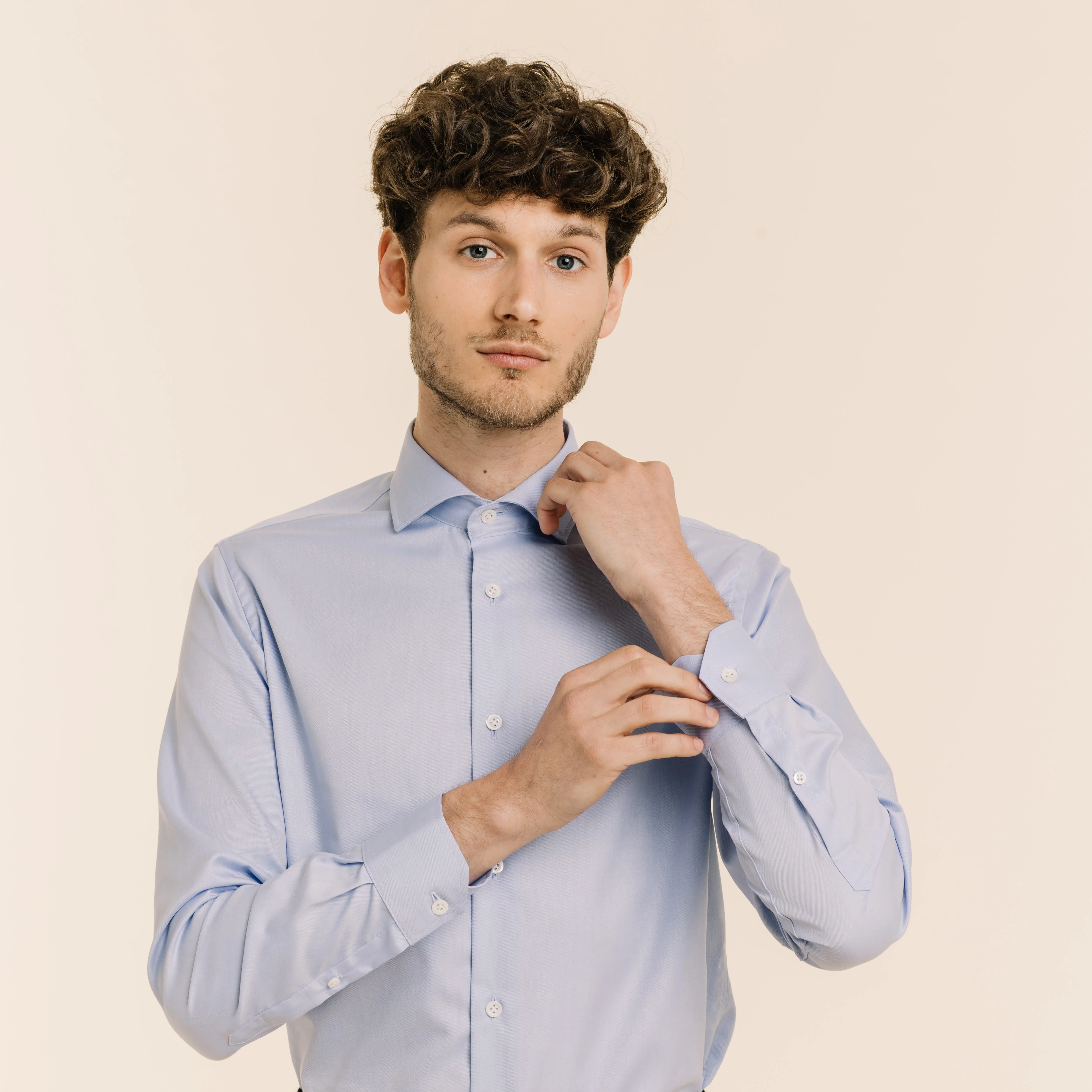 Premium shirt in blue double-twisted twill