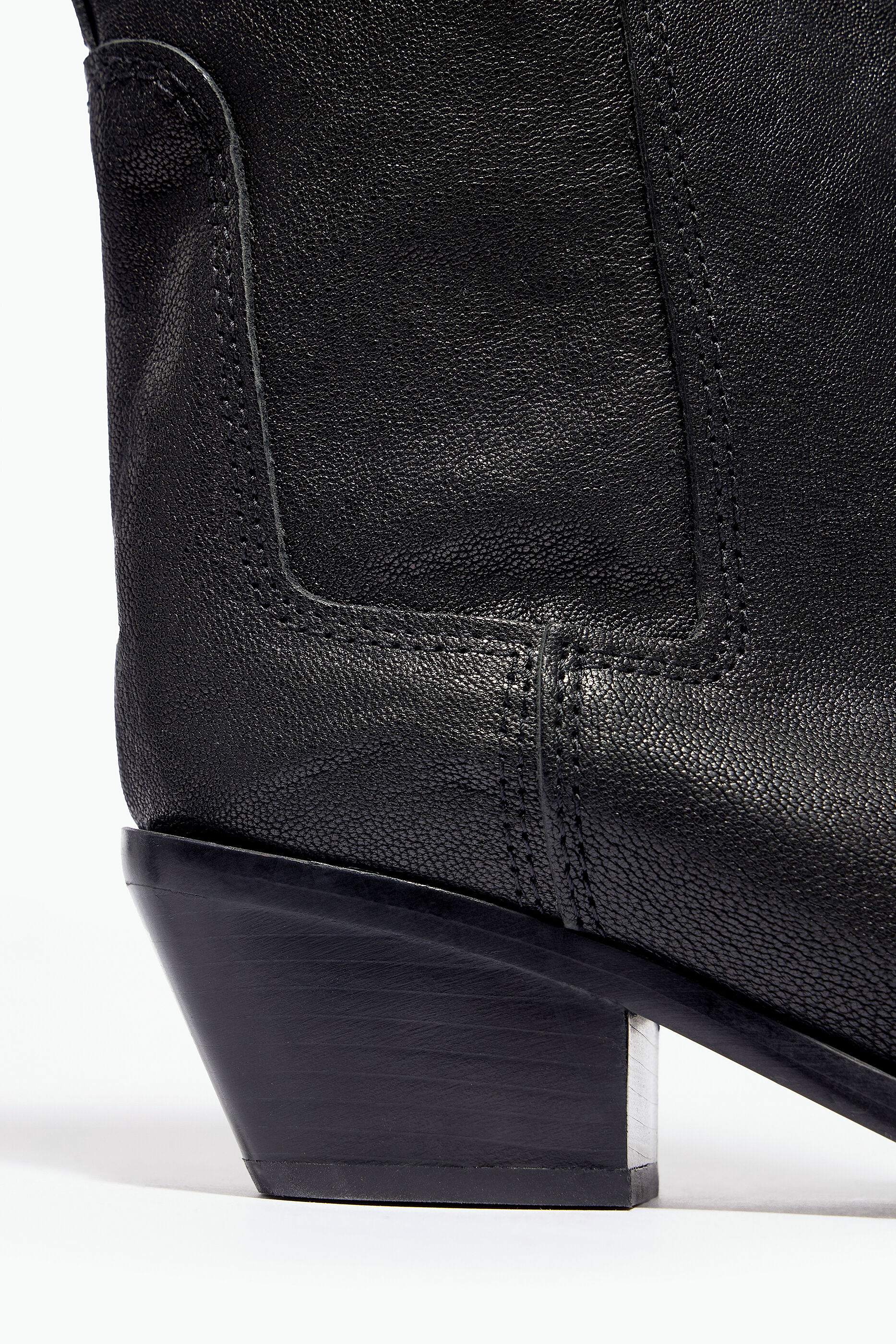 bota de cowboy de couro preto