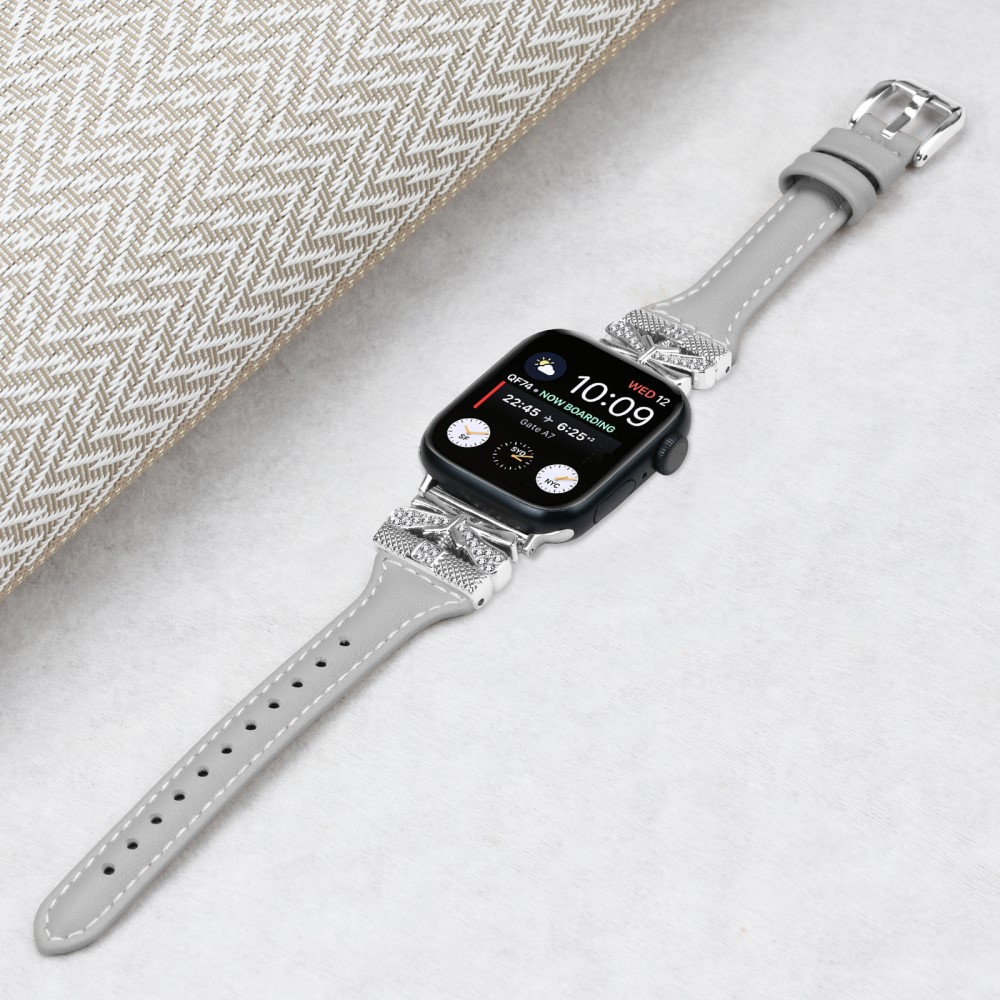 Apple Watch (42/41/40/38 mm) Leder Armband im Slim Design mit silberner Glitzerstein-Schnalle (Gelenkumfang: 175-220mm) - Grau