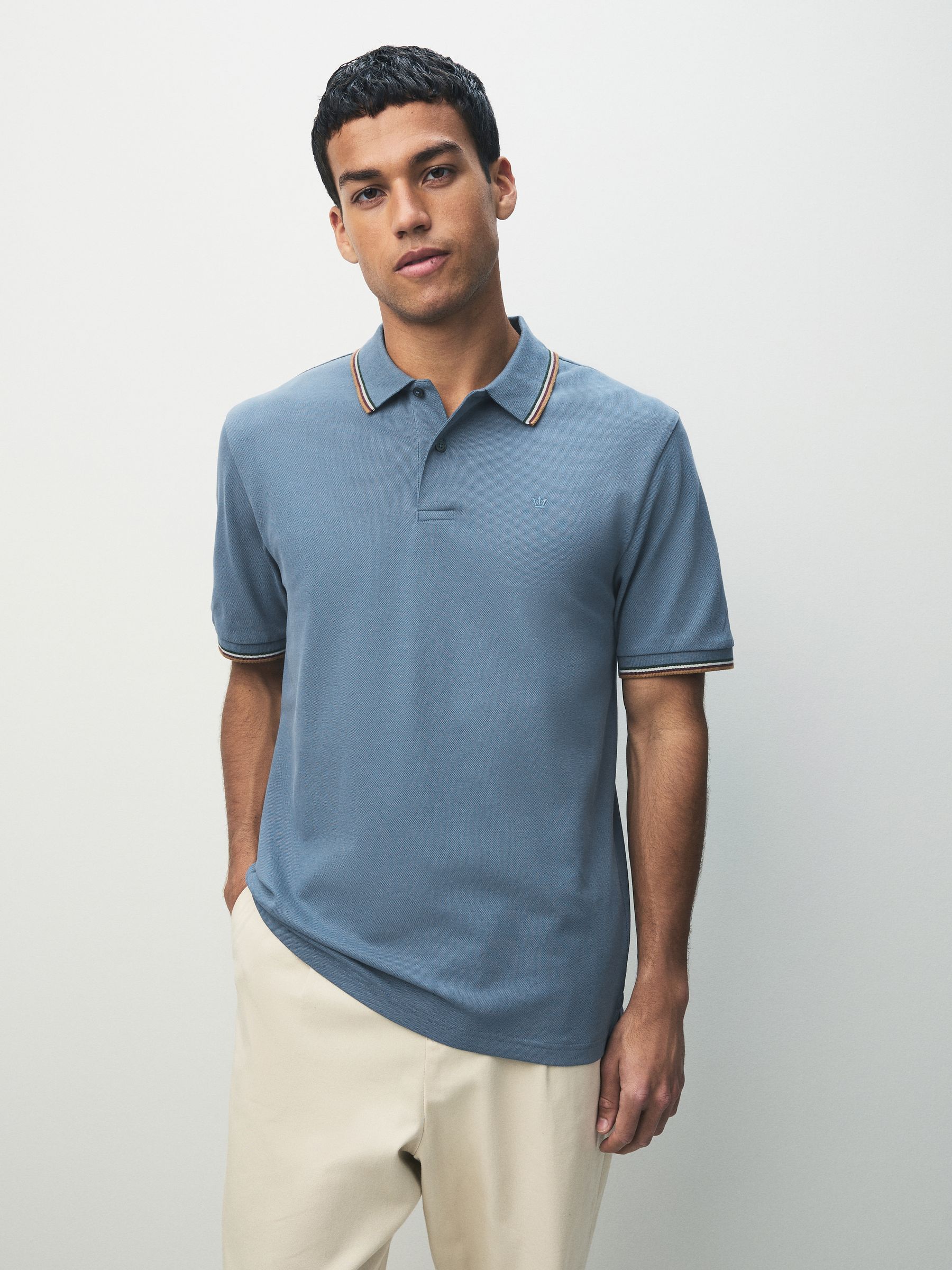 Blauw - Regular fit poloshirt met korte mouwen en contrasterende randen