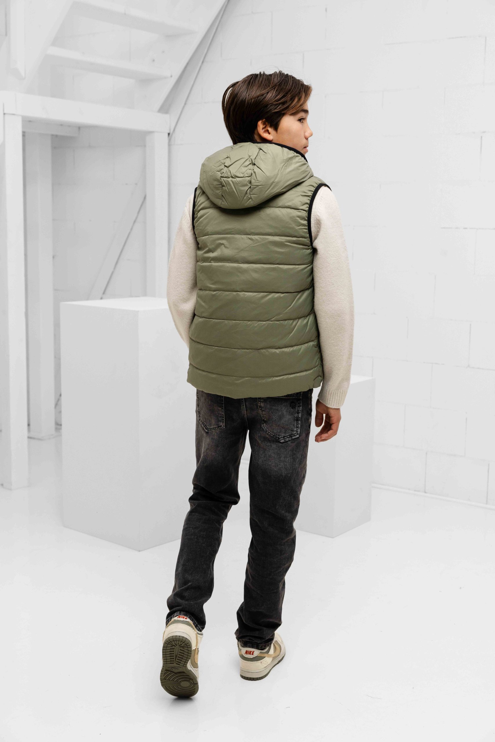 Hugo Boss Reversible Bodywarmer Kids Donkergroen