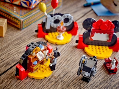 LEGO Eerbetoon aan 100 jaar Disney (40600)