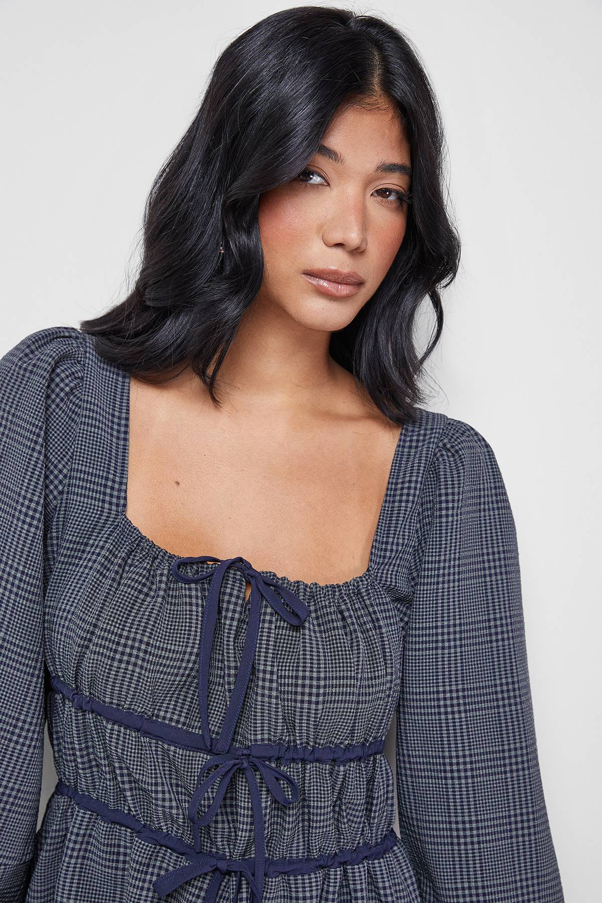 Warehouse Robe Midi Carrée à Carreaux avec Liens Devant