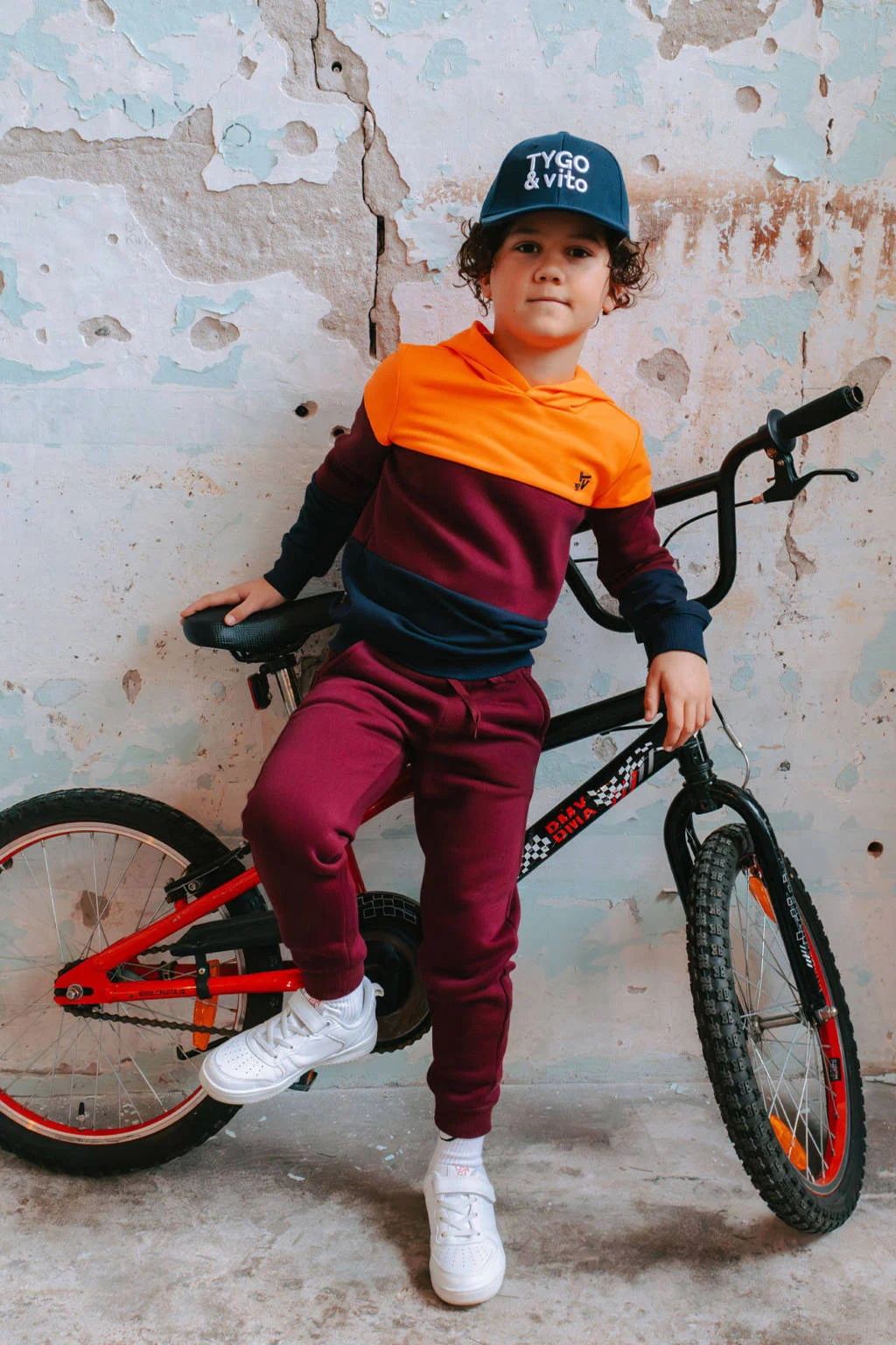 TYGO & vito hoodie oranje