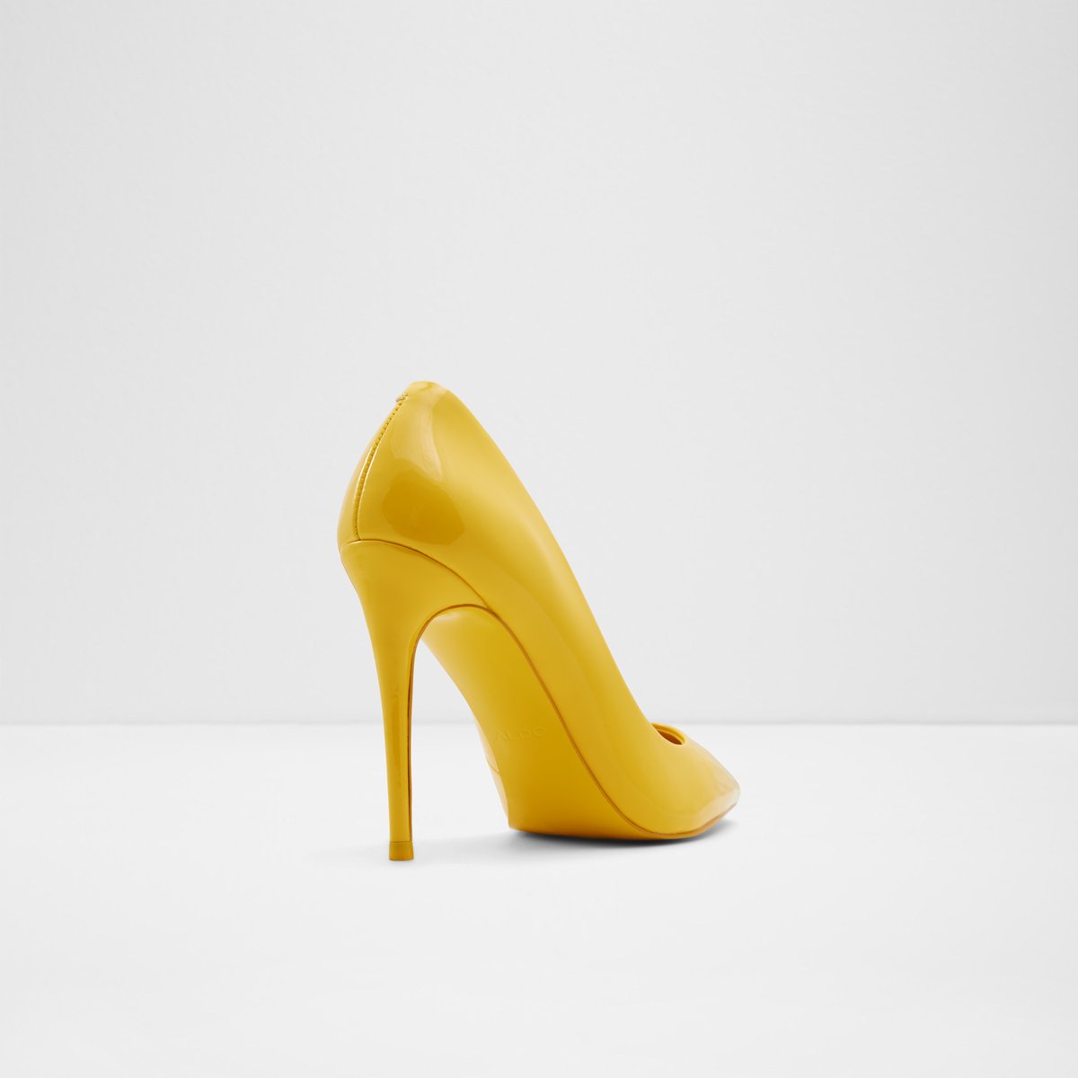 Stessy_ Yellow Women Pumps