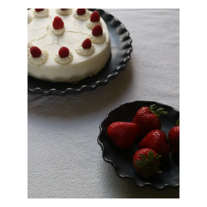Perla Valtierra Assiette Lola en argile | Gris foncé