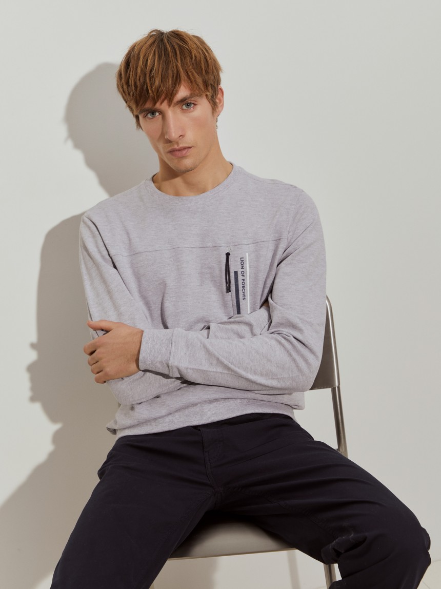 Sweater de algodão com fecho