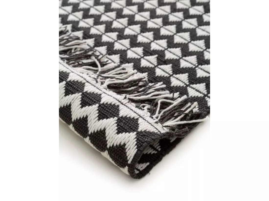 Tapis fabriqué à partir de matériaux recyclés Morty Noir & Blanc 200x300 cm