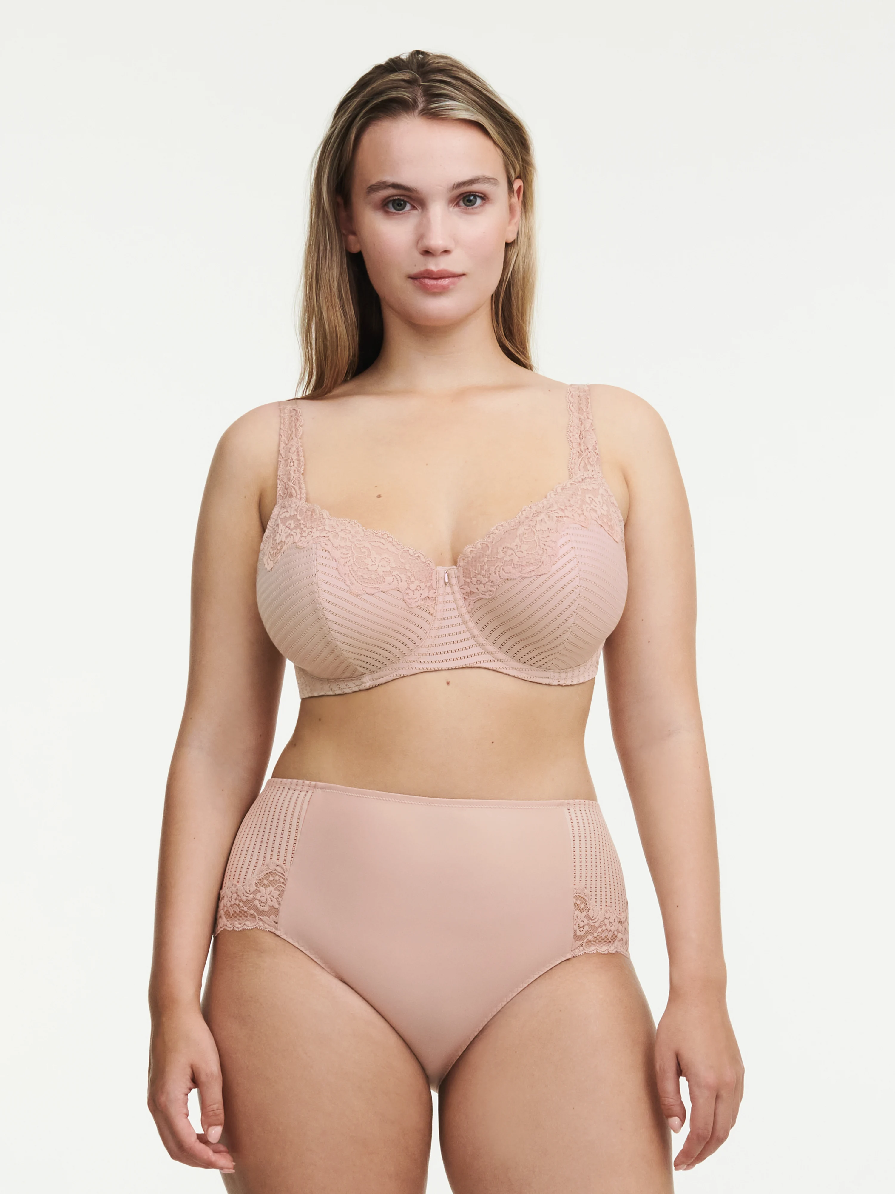 MARILYN - Soutien-gorge emboîtant en dentelle | Rose