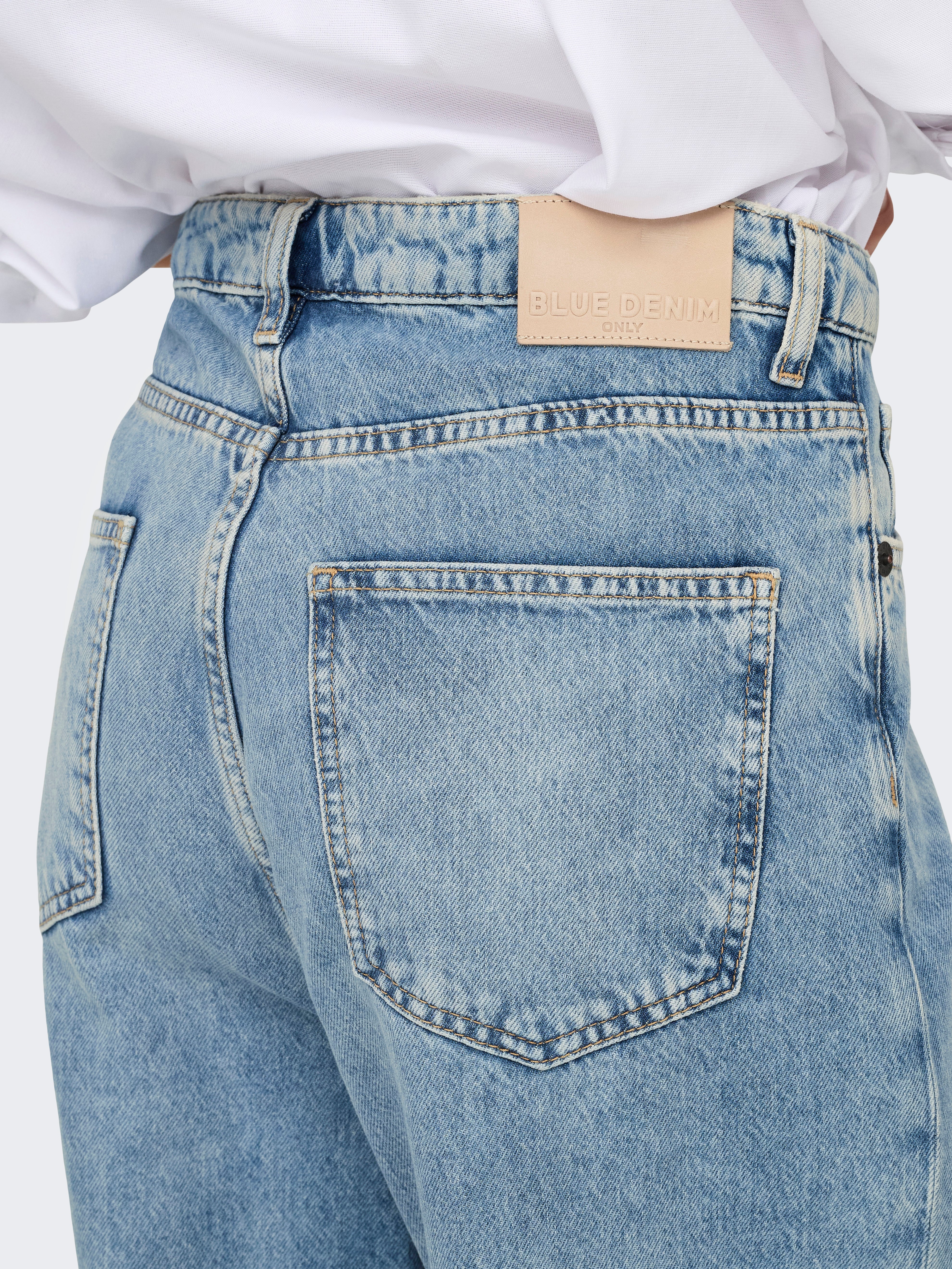 ONLECHO Mittlere Taille Weiter Beinschnitt Jeans Medium Blue Denim