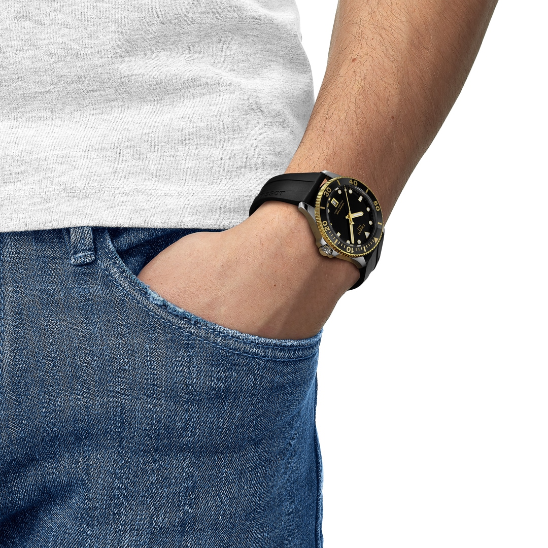 Tissot Seastar 1000 40mm Schwarz